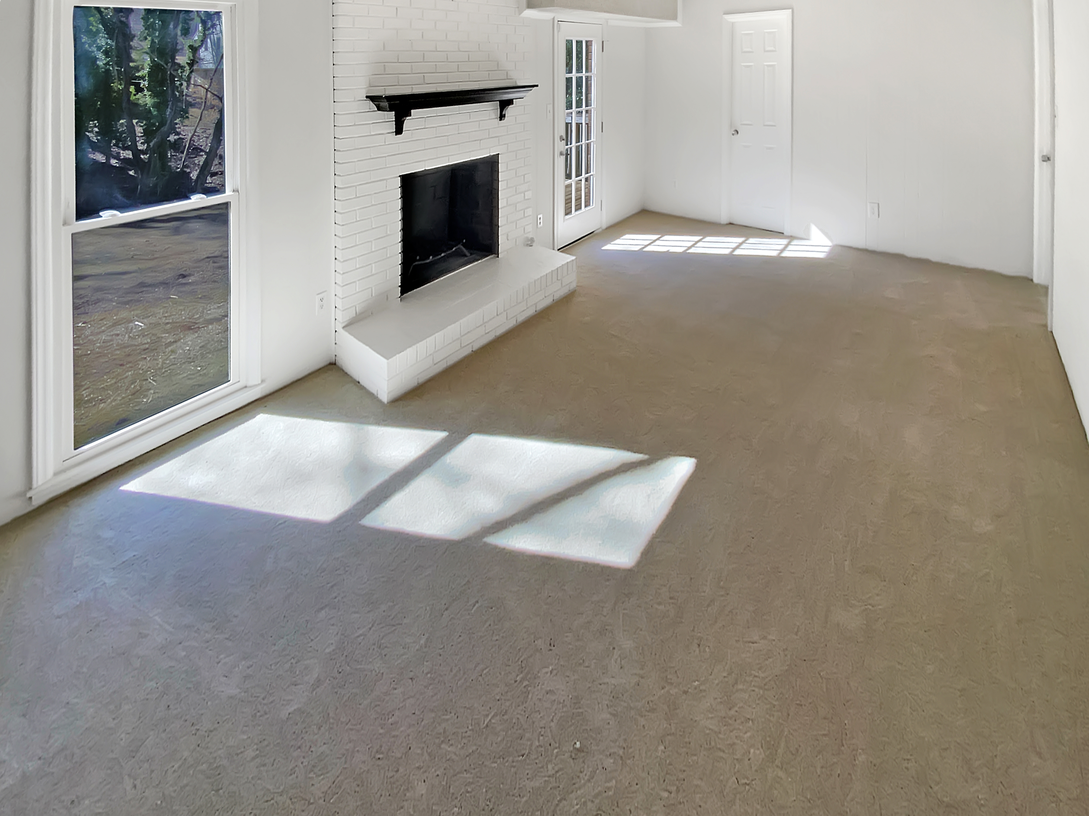 Photo 11 of 19 of 7401 Limerick Dr, Charlotte, NC