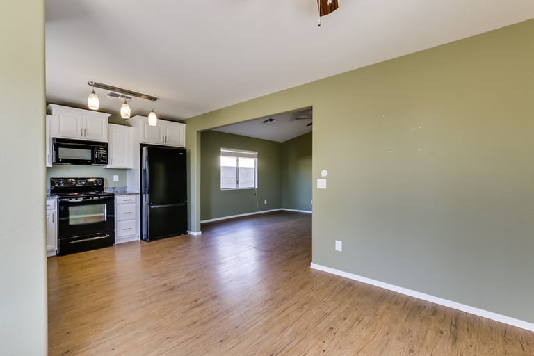 Photo 11 of 35 - 38508 N La Grange Ln, San Tan Valley, AZ 85140