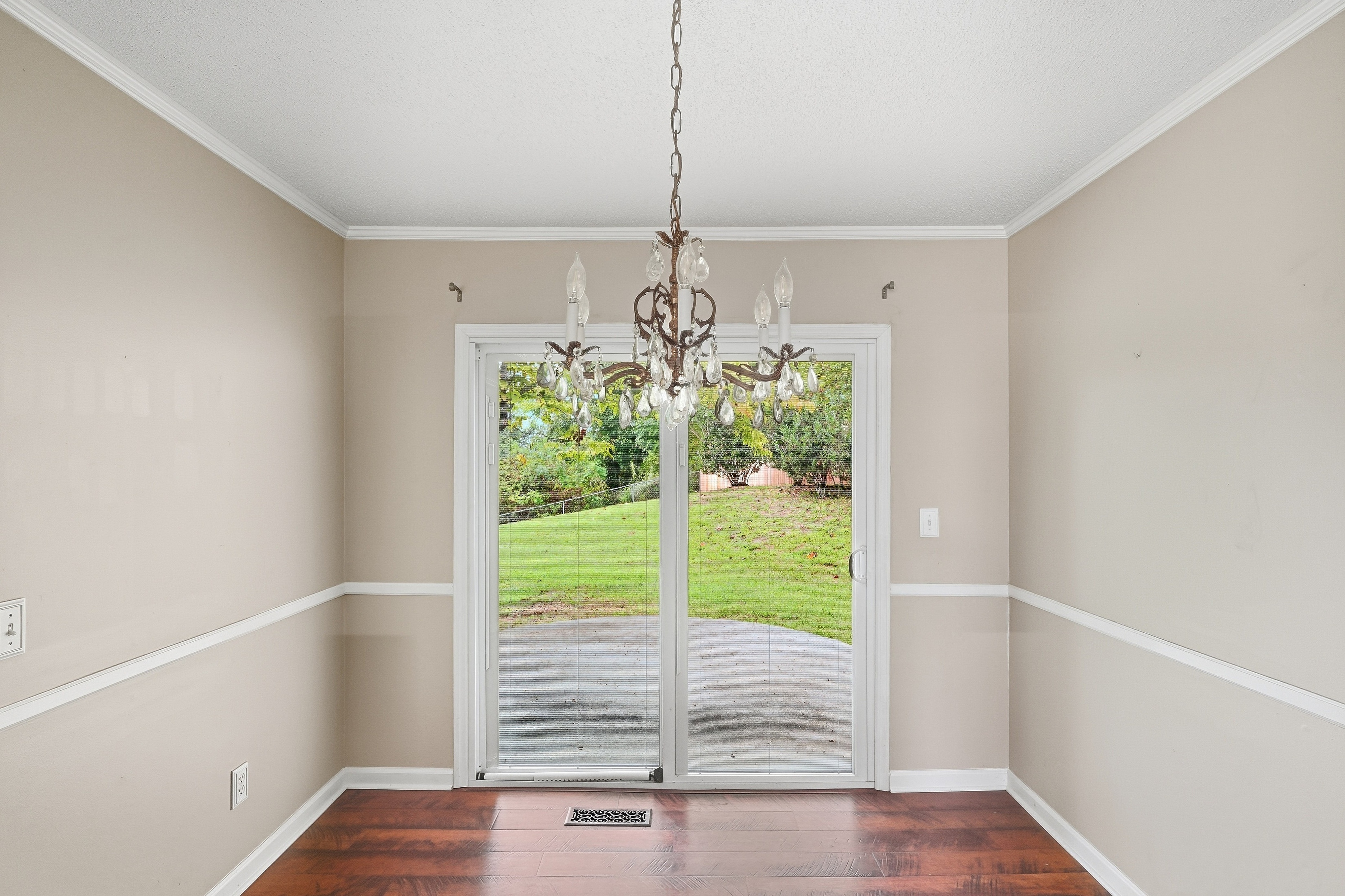 Photo 9 of 32 of 8269 Clipper Dr, Chattanooga, TN