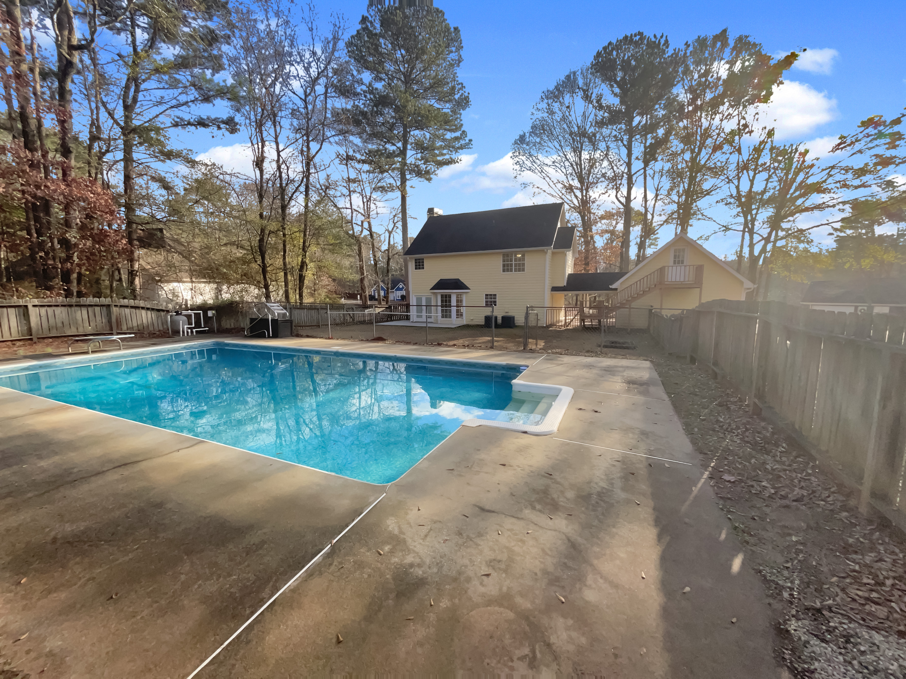 Photo 5 of 24 of 7 Barrington Ct, Sharpsburg, GA