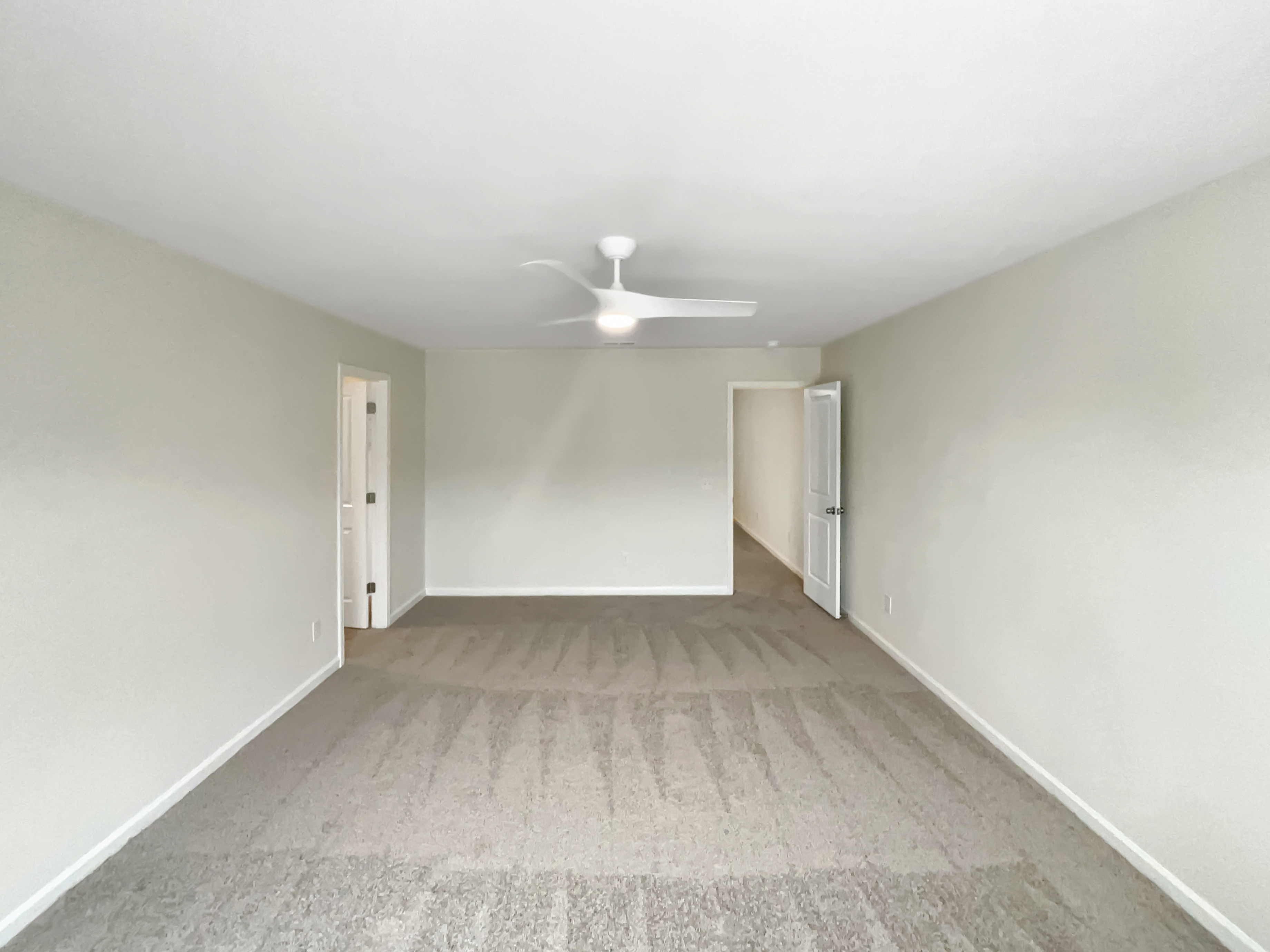 Photo 4 of 24 of 4023 Aster Point Ct, Pfafftown, NC