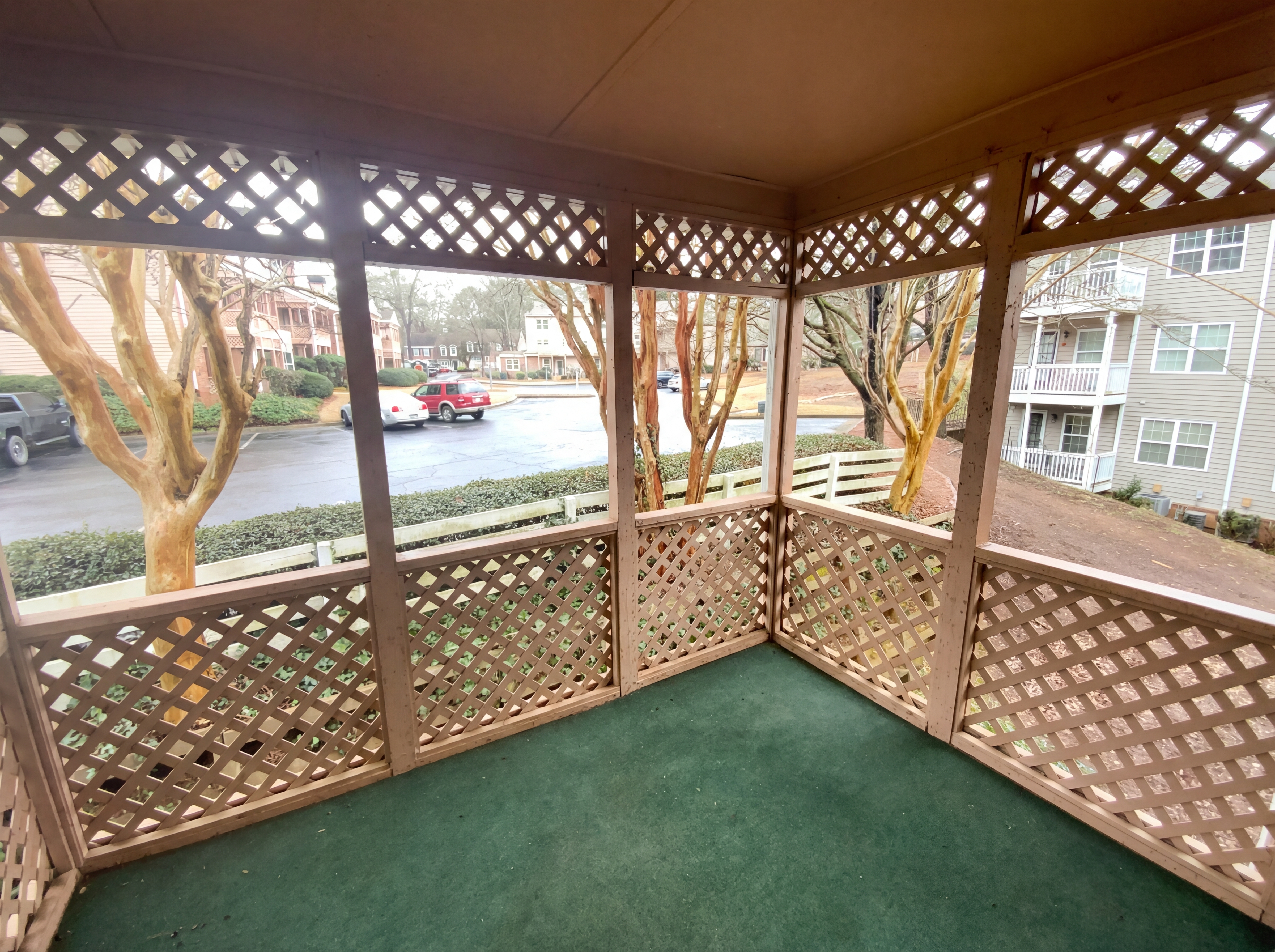 Photo 5 of 18 of 311 Quail Run, Roswell, GA