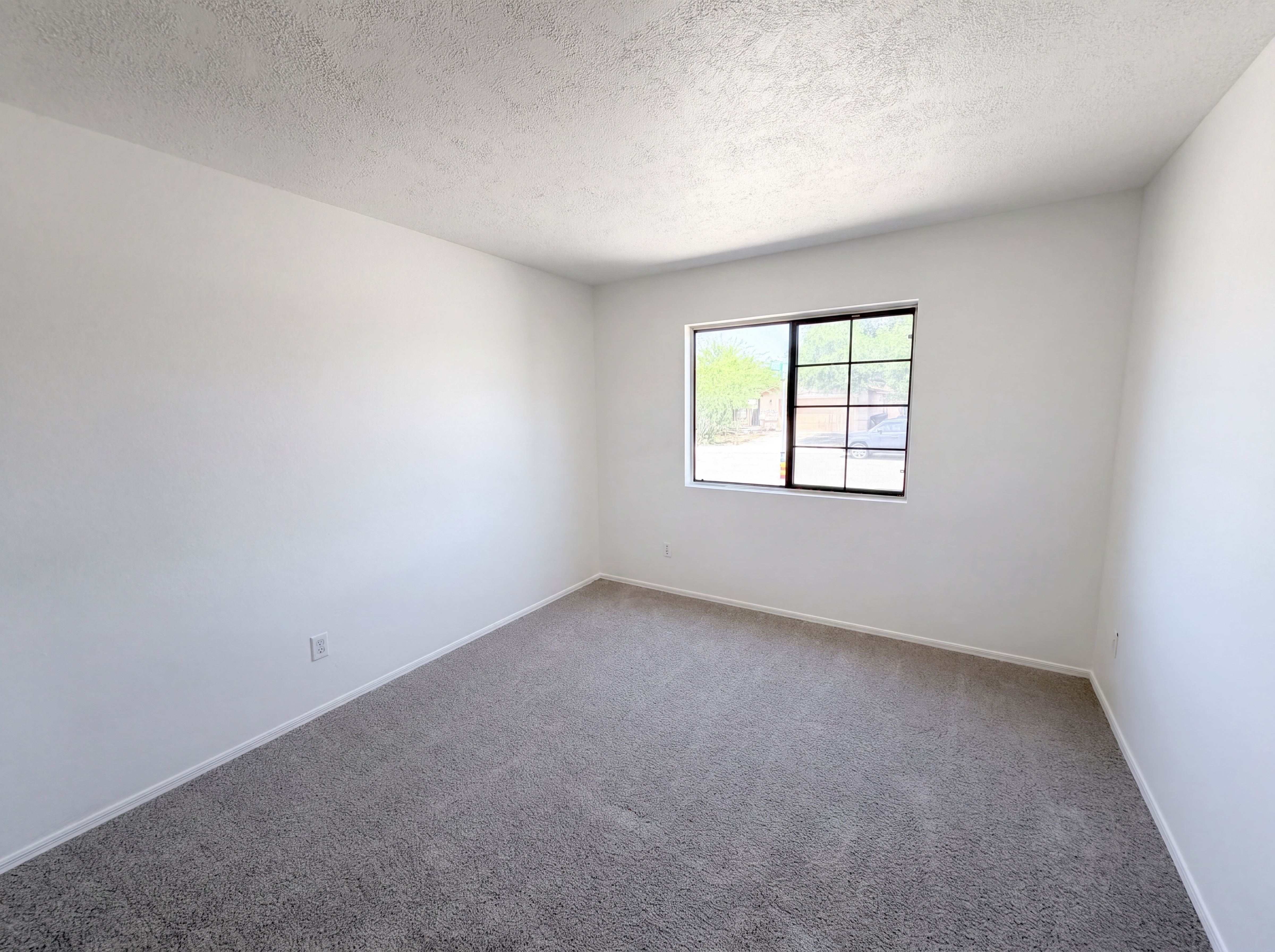 Photo 10 of 20 of 1657 W Wood Crest Ct, Tucson, AZ