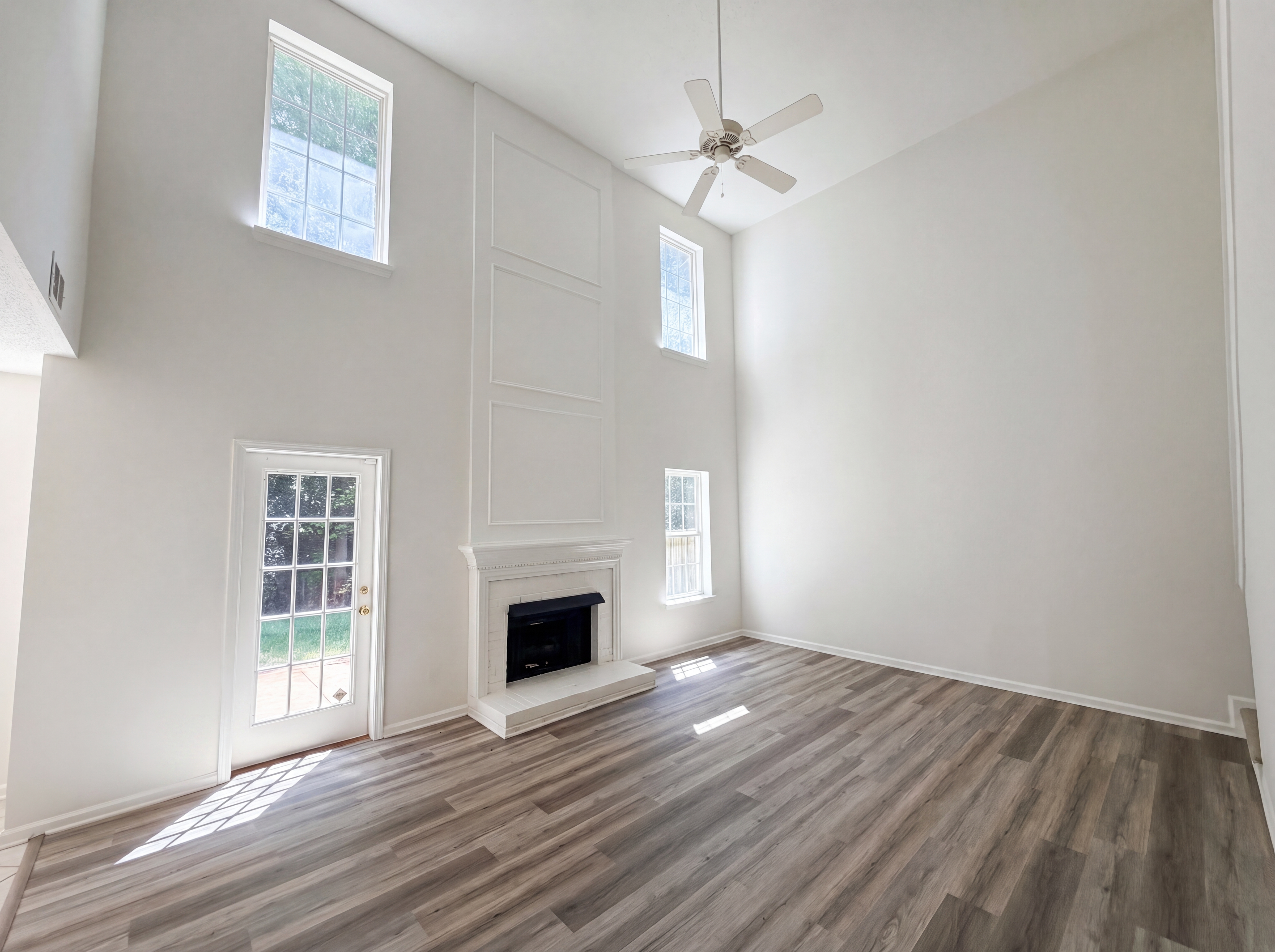 Photo 7 of 17 of 7423 Henderson Park Rd, Huntersville, NC