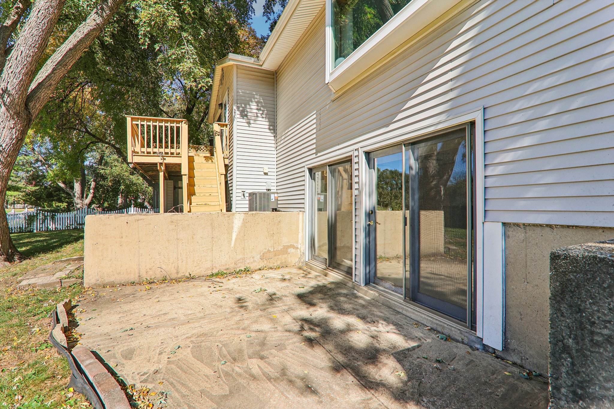 Photo 26 of 30 of 4532 Black Partridge Ln, Lisle, IL