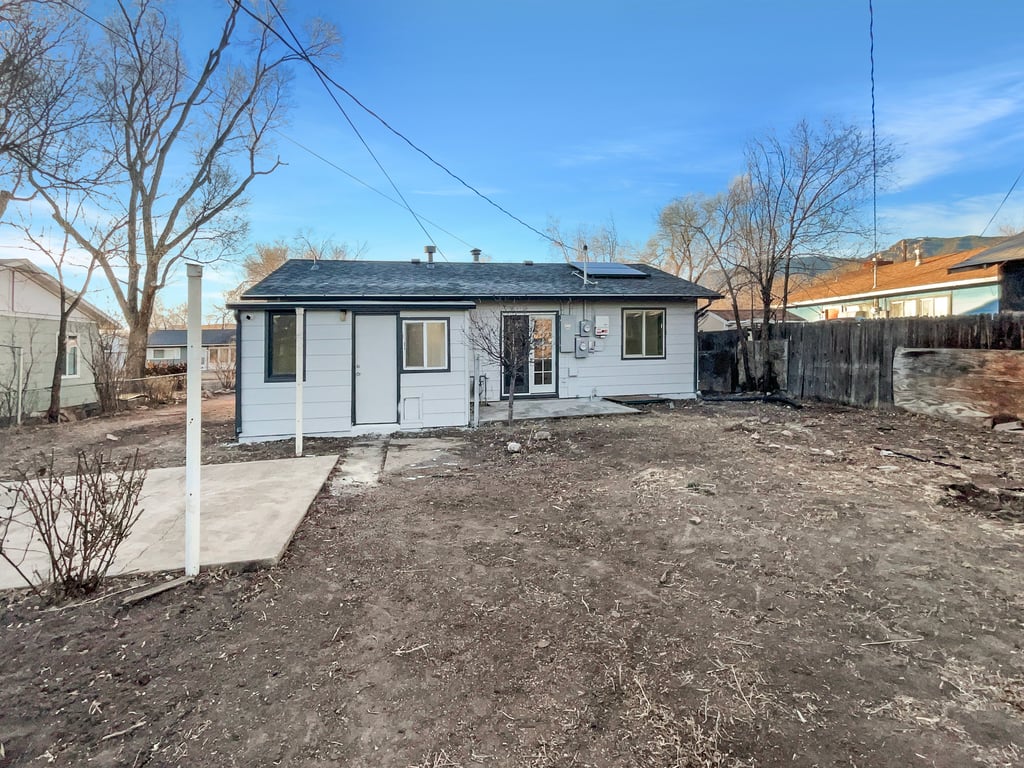 Photo 5 of 17 of 1204 Rockwood Ave, Colorado Springs, CO