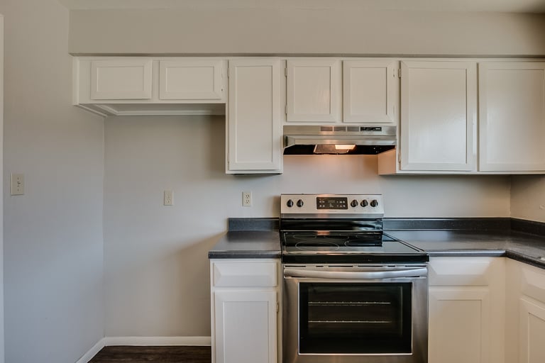 Photo 9 of 39 - 18821 N 13th Dr, Phoenix, AZ 85027