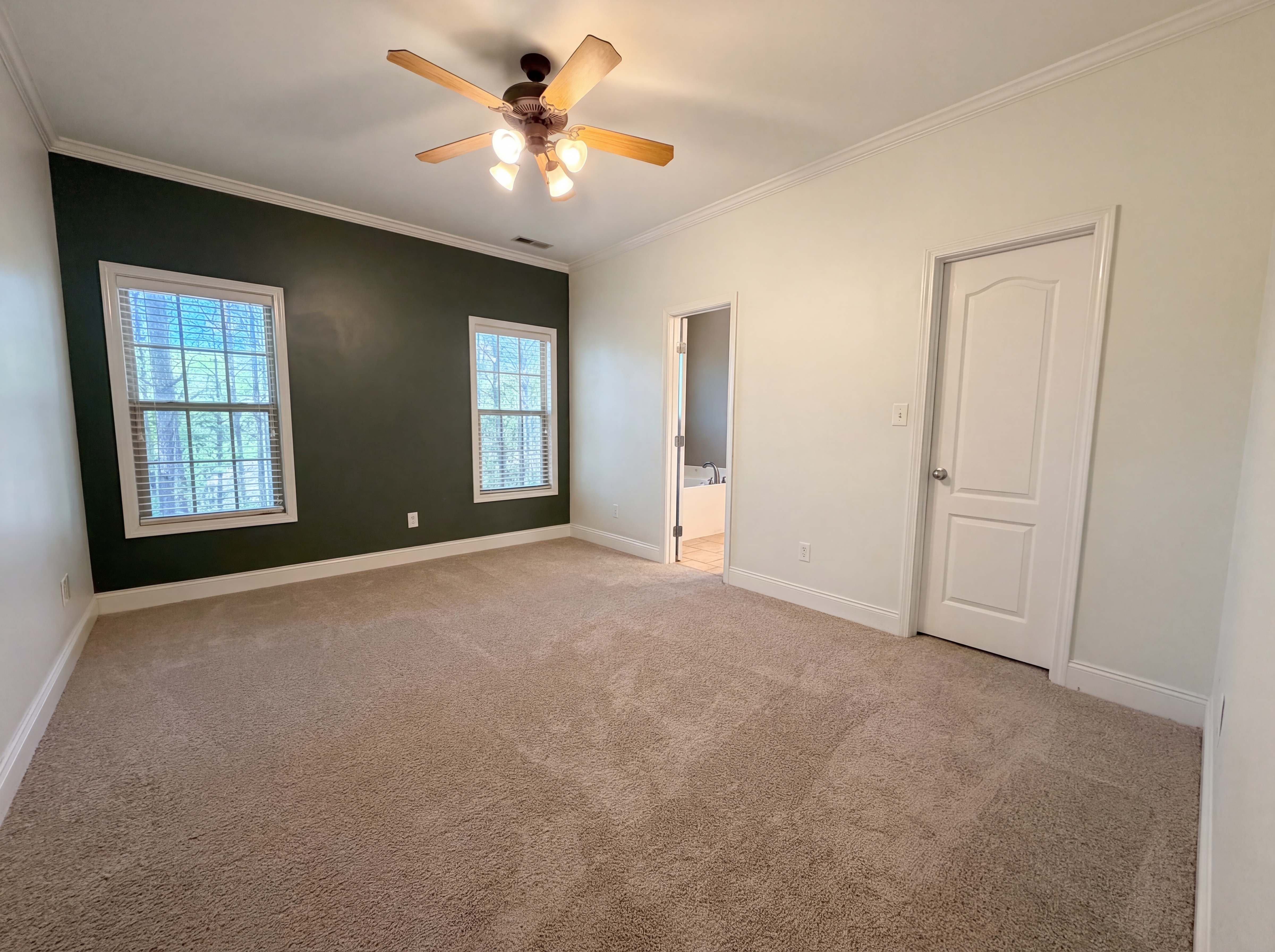 Photo 9 of 18 of 4170 Hathaway Ln, Mount Olive, AL