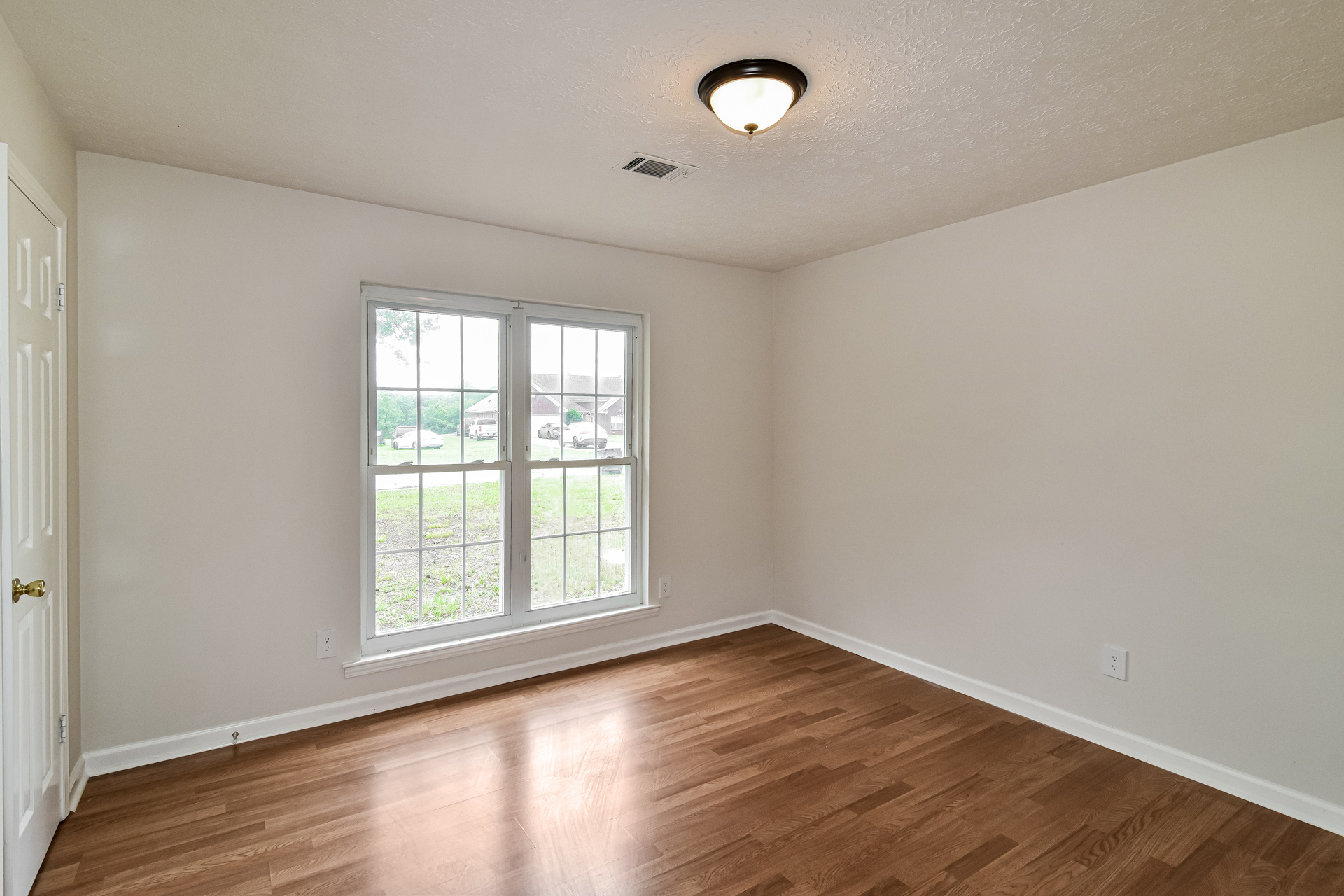 Photo 6 of 18 of 7143 Knoll Loop, Montgomery, AL