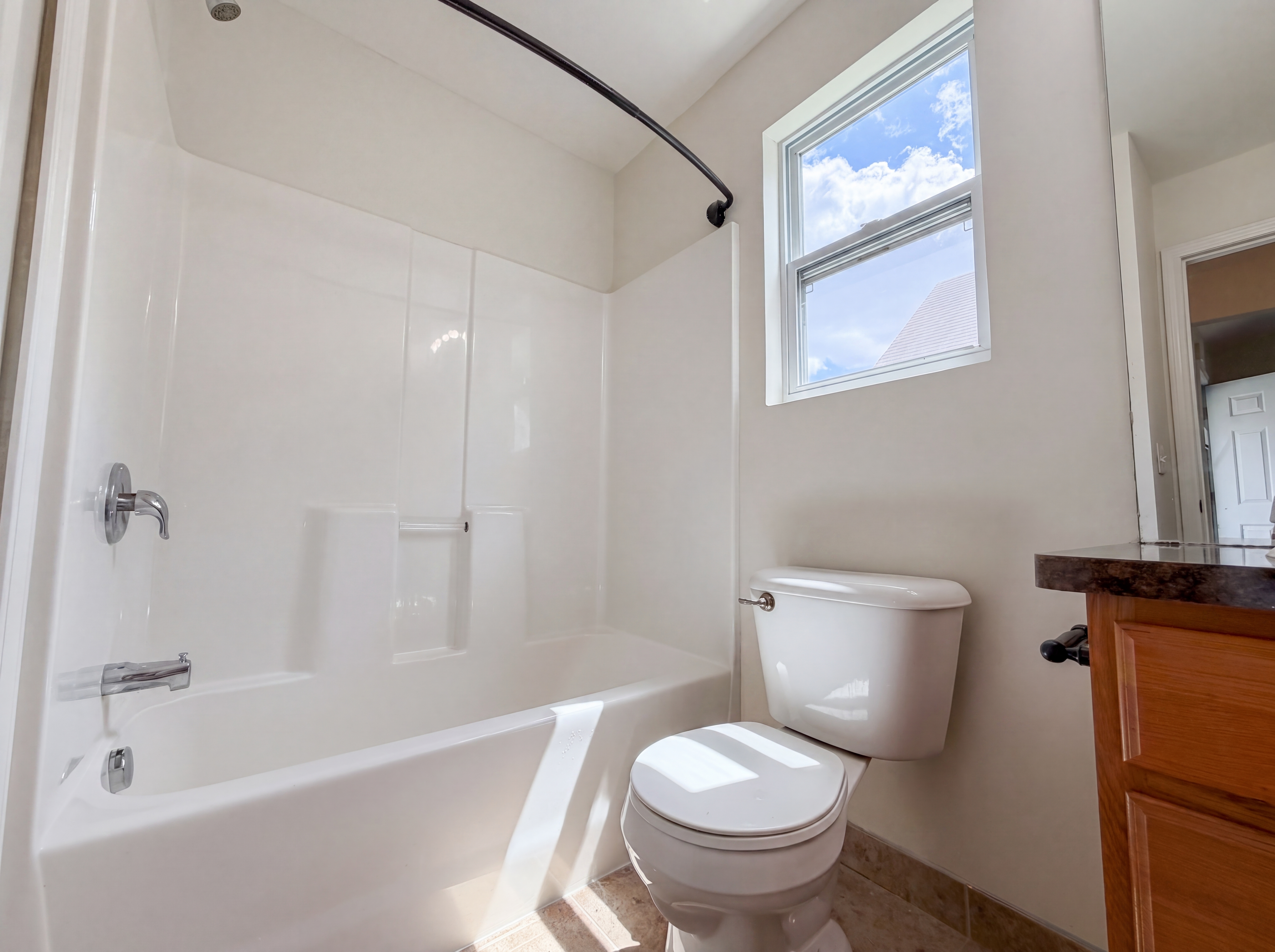 Photo 15 of 21 of 5988 Treetops Dr, Romulus, MI