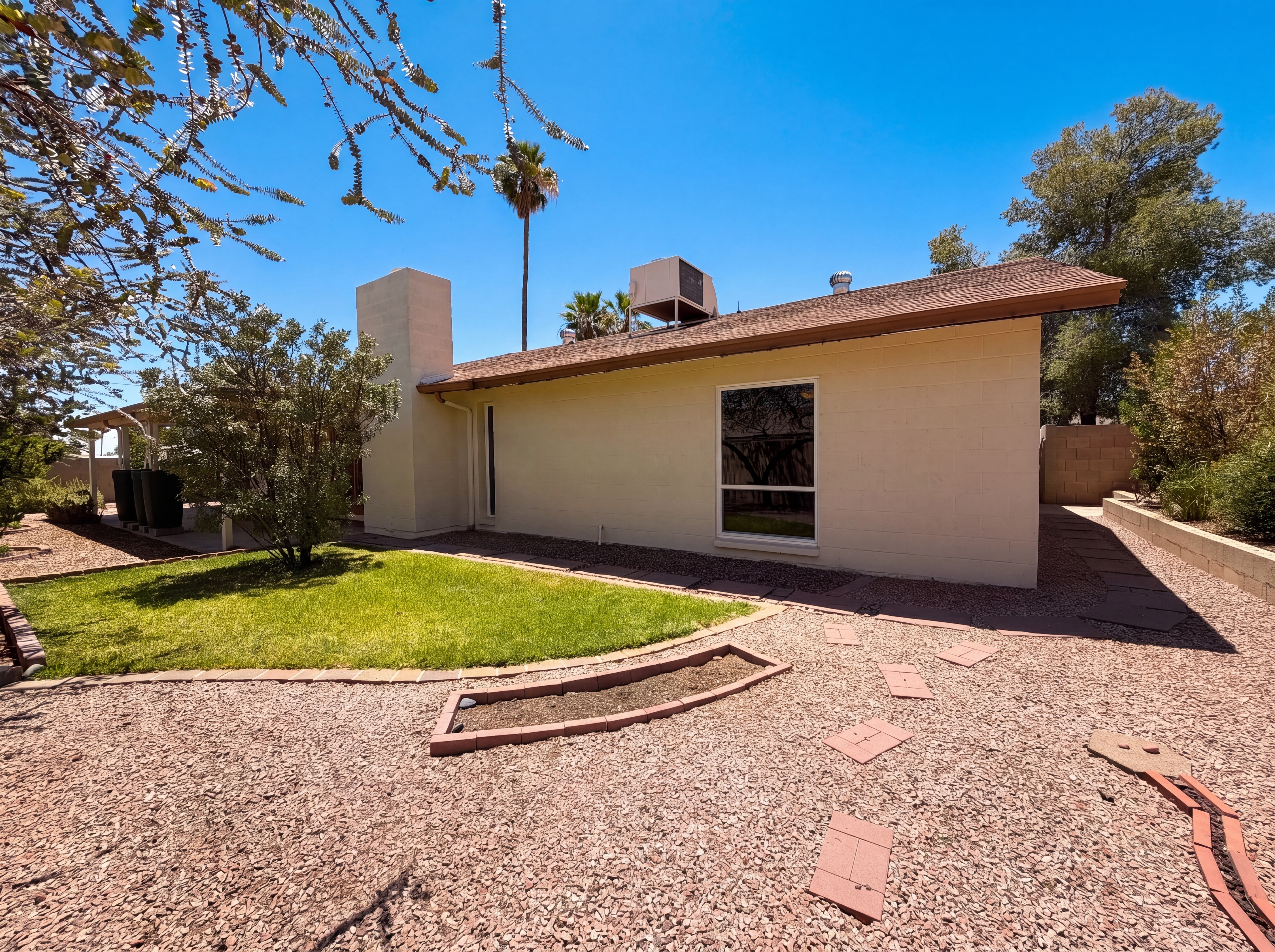 Photo 22 of 24 of 2346 E Mescal St, Phoenix, AZ