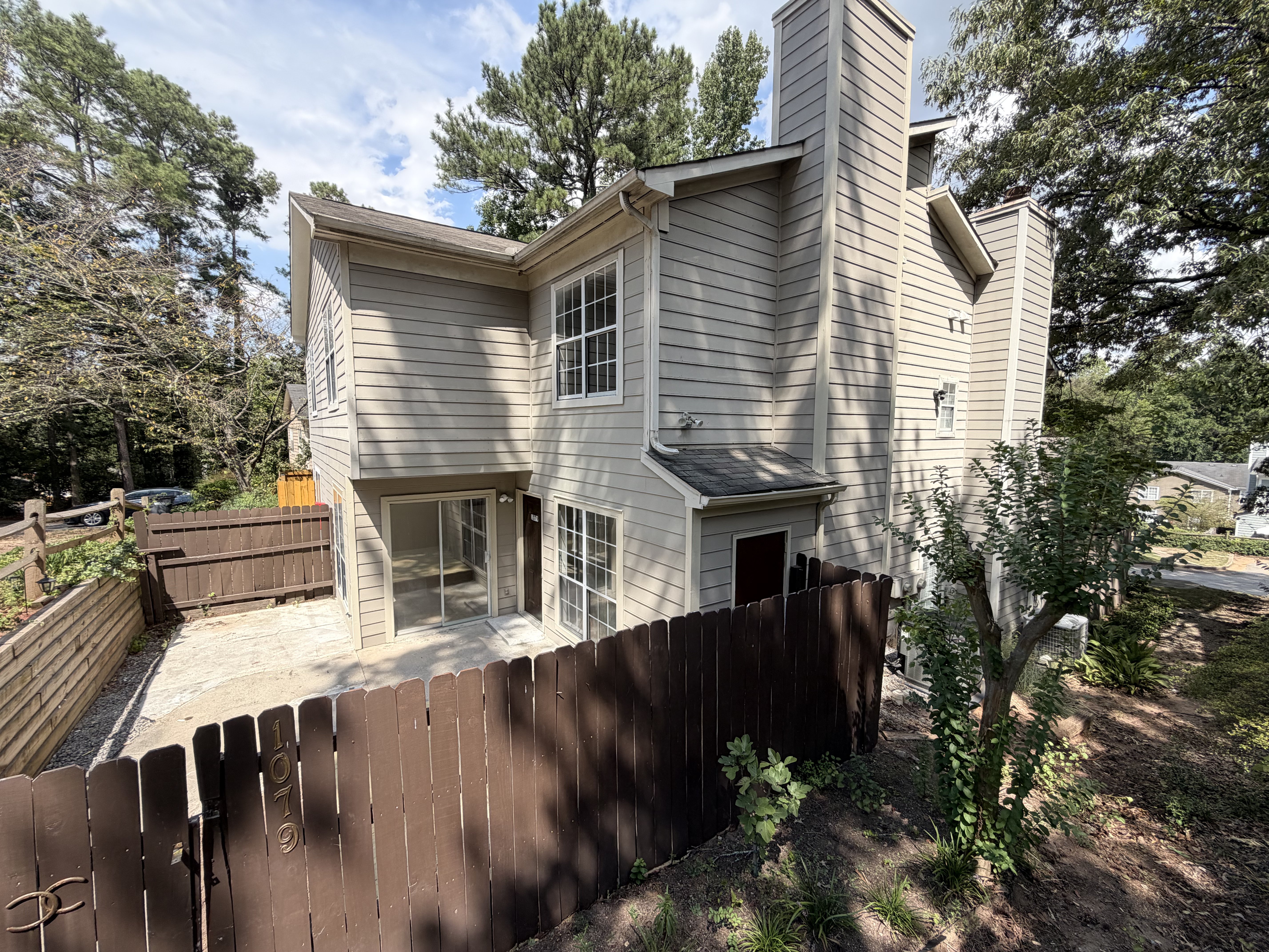 Photo 4 of 31 of 1079 Brittwood Pl, Norcross, GA