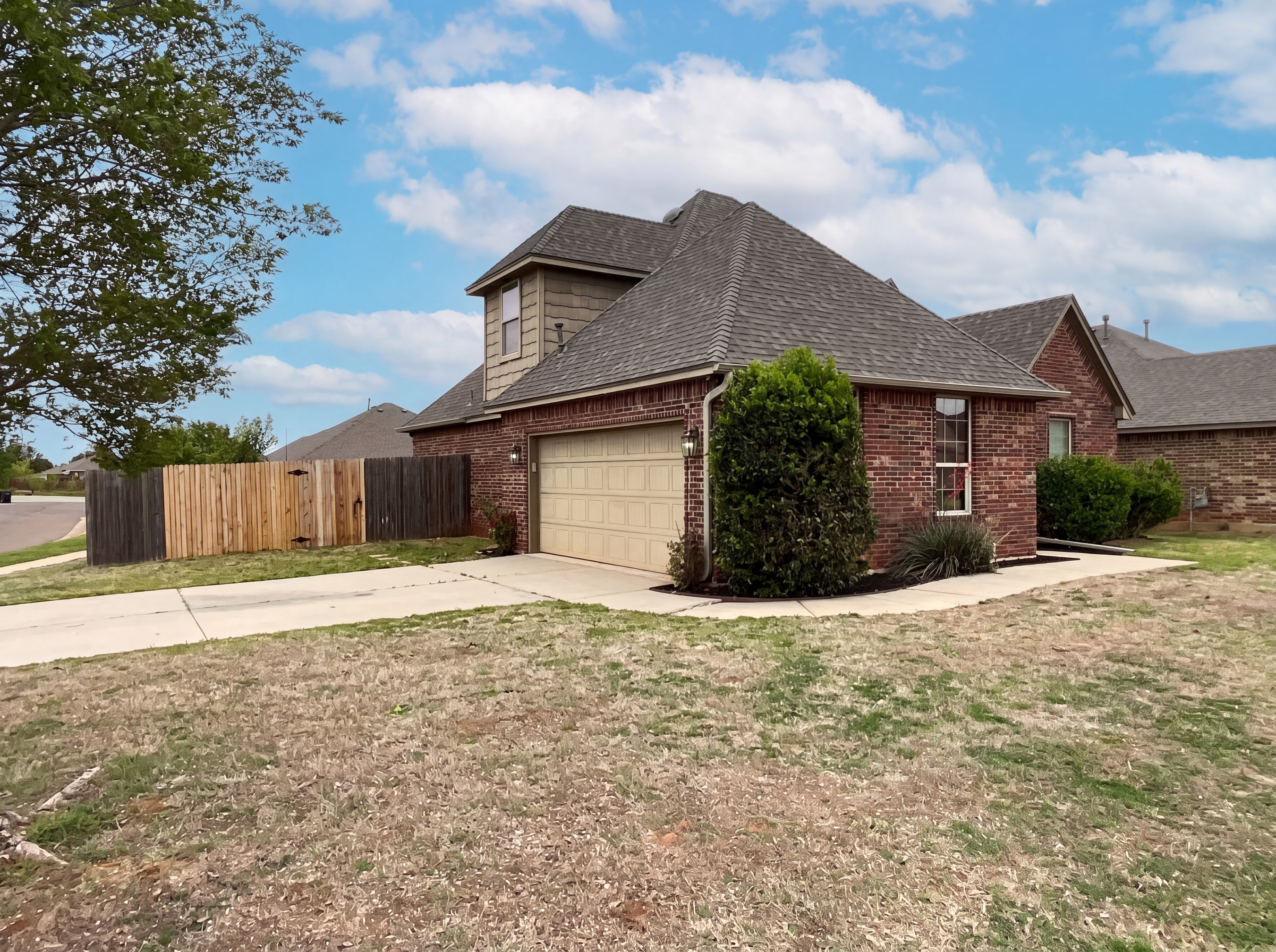 Photo 17 of 20 of 2237 NW 158th St, Edmond, OK