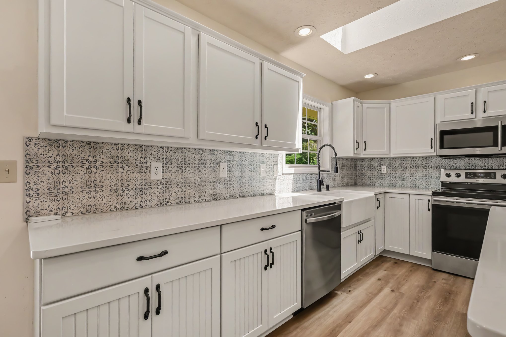 Photo 6 of 19 of 433 Kelly Way, Bellefontaine, OH