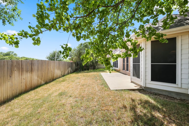 Photo 25 of 26 - 5028 San Jacinto Dr, Haltom City, TX 76137