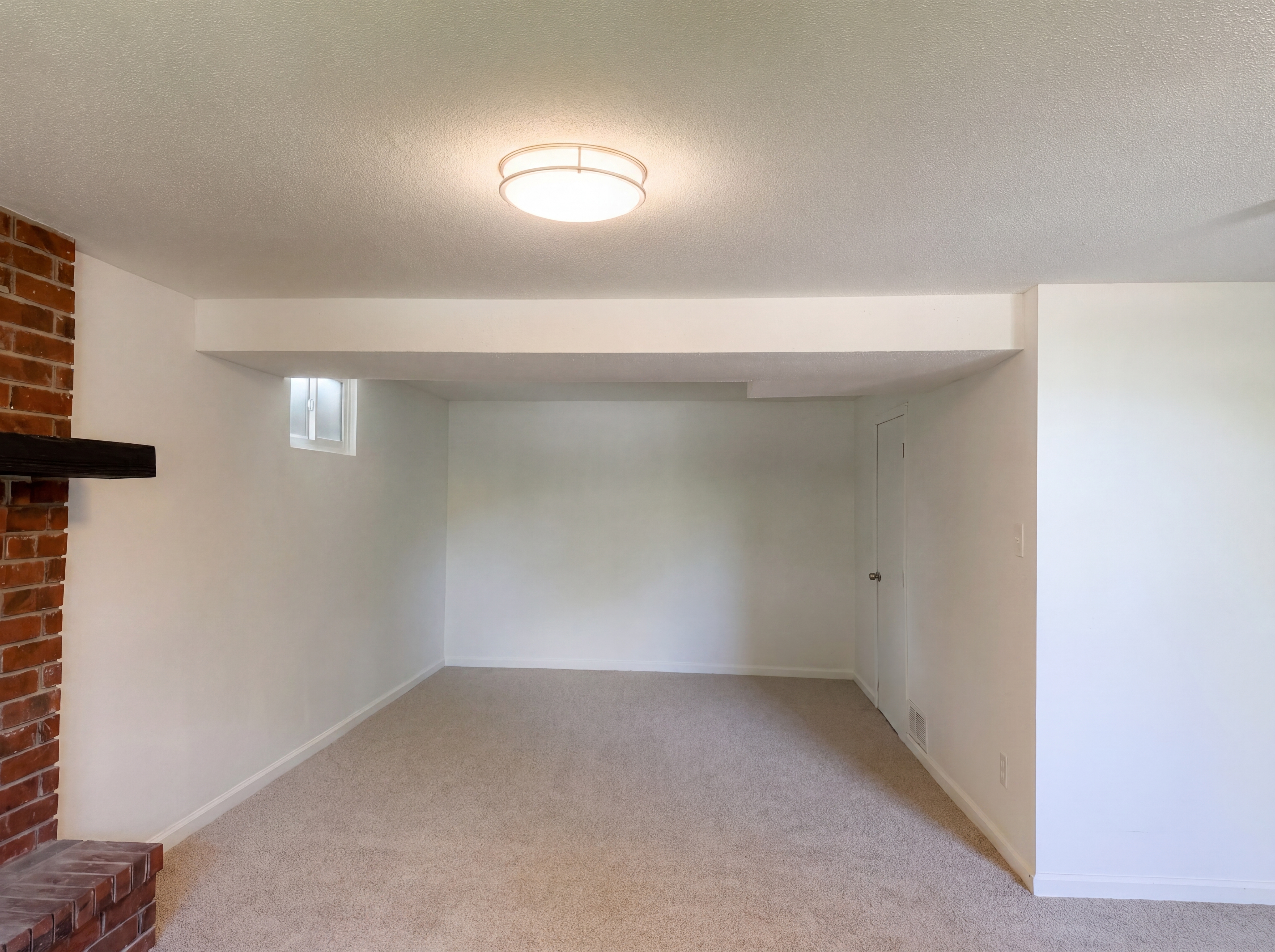 Photo 12 of 18 of 16517 E 35th Street Ct, Independence, MO
