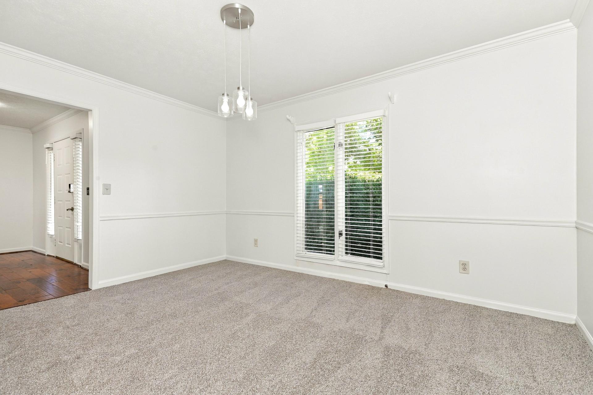 Photo 18 of 20 of 4303 Castlewood Pkwy, Columbus, GA