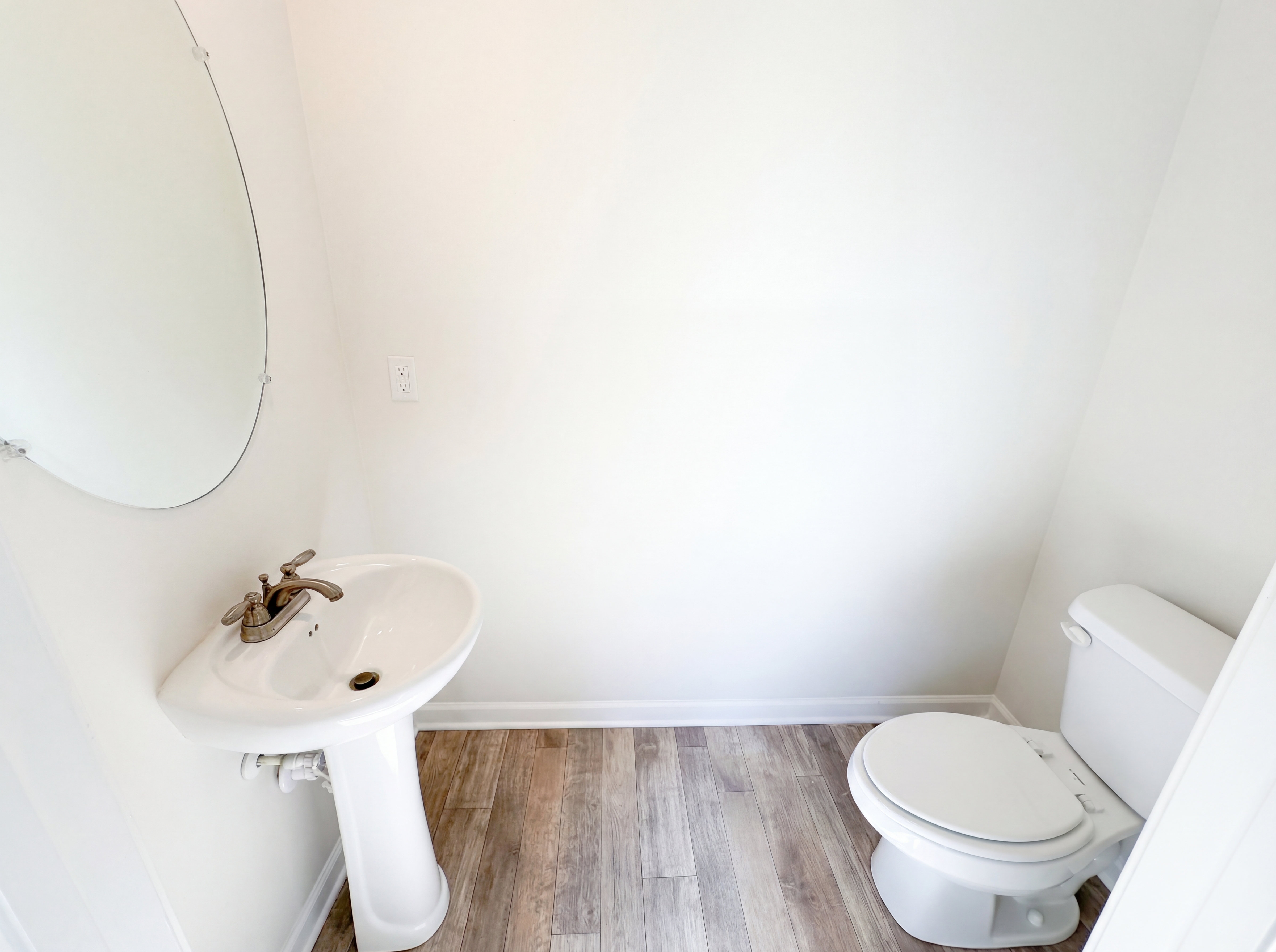 Photo 8 of 22 of 1355 Mills Cove Dr, Covington, GA