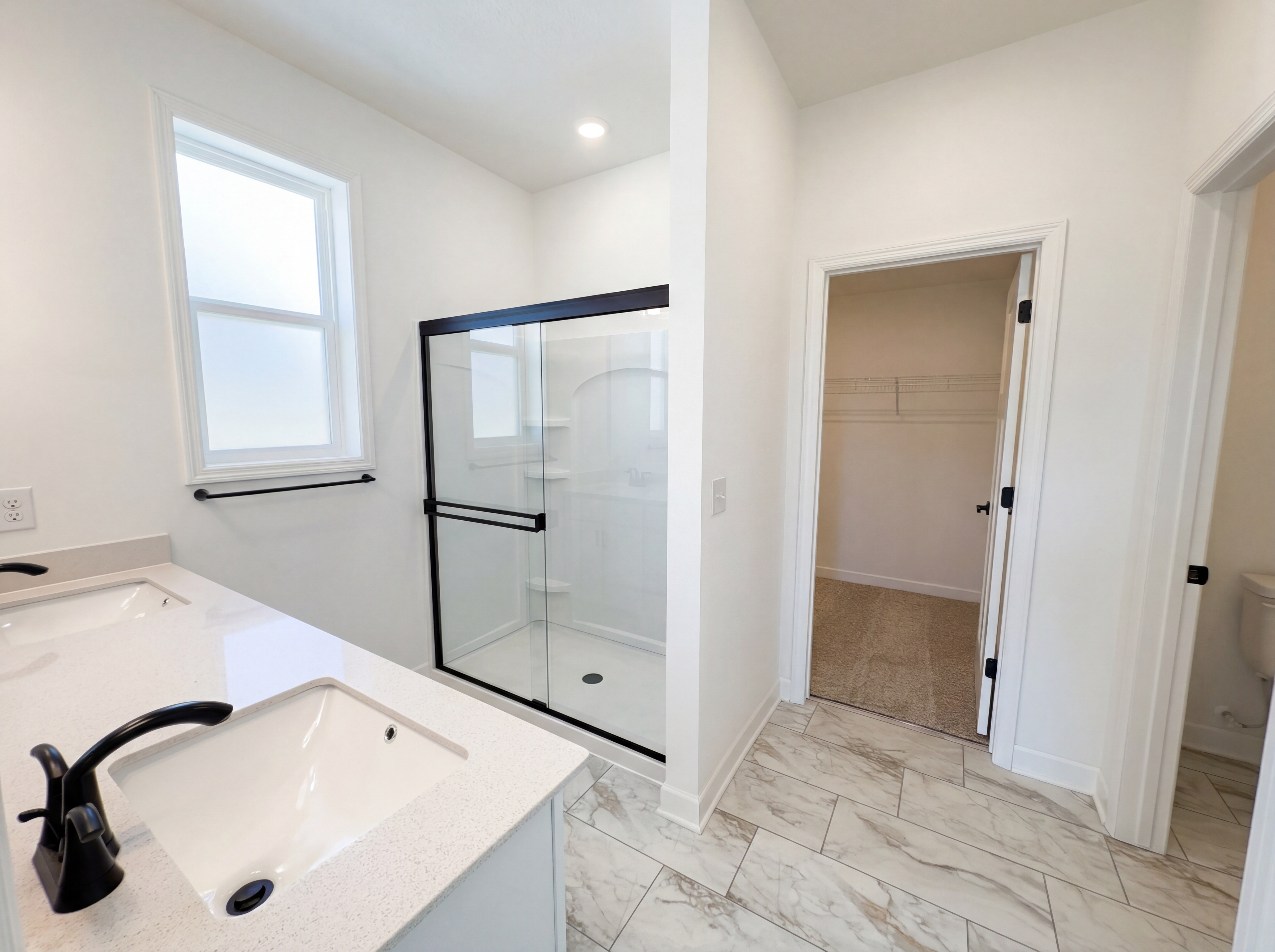 Photo 19 of 21 of 10925 Glacier Ln N, Maple Grove, MN