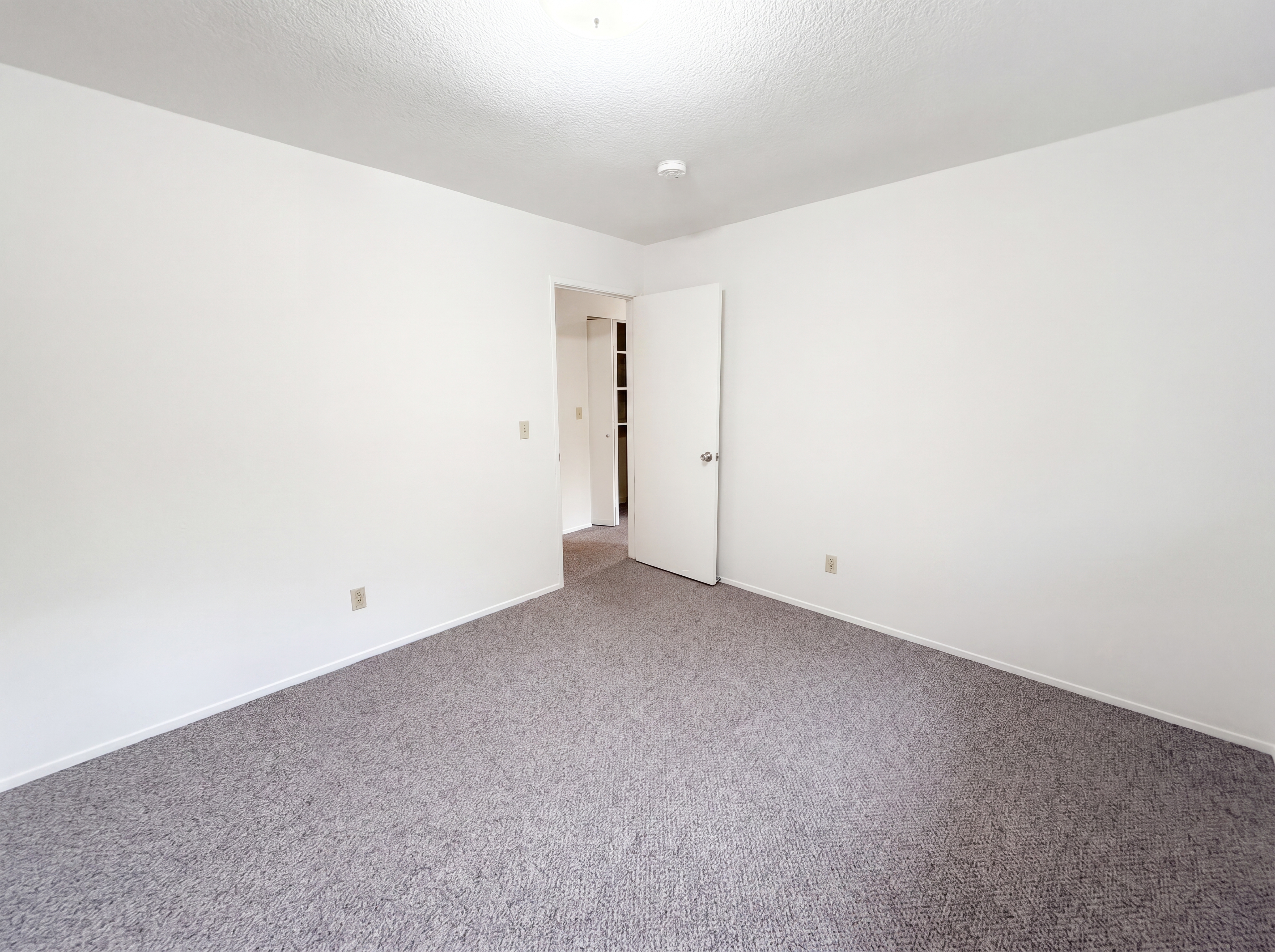Photo 11 of 30 of 862 Grice Ln, Placerville, CA