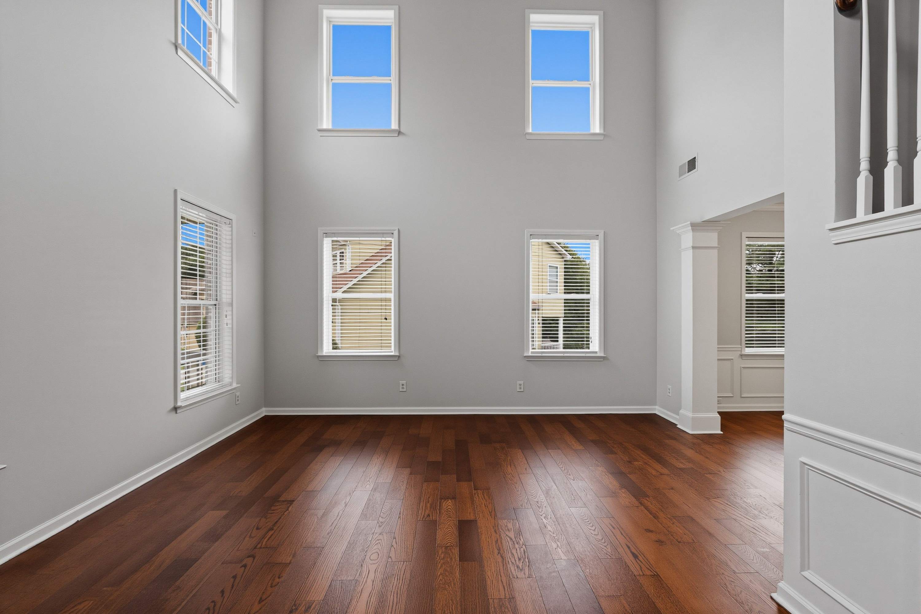 Photo 10 of 64 of 7295 Madison Cir, Union City, GA