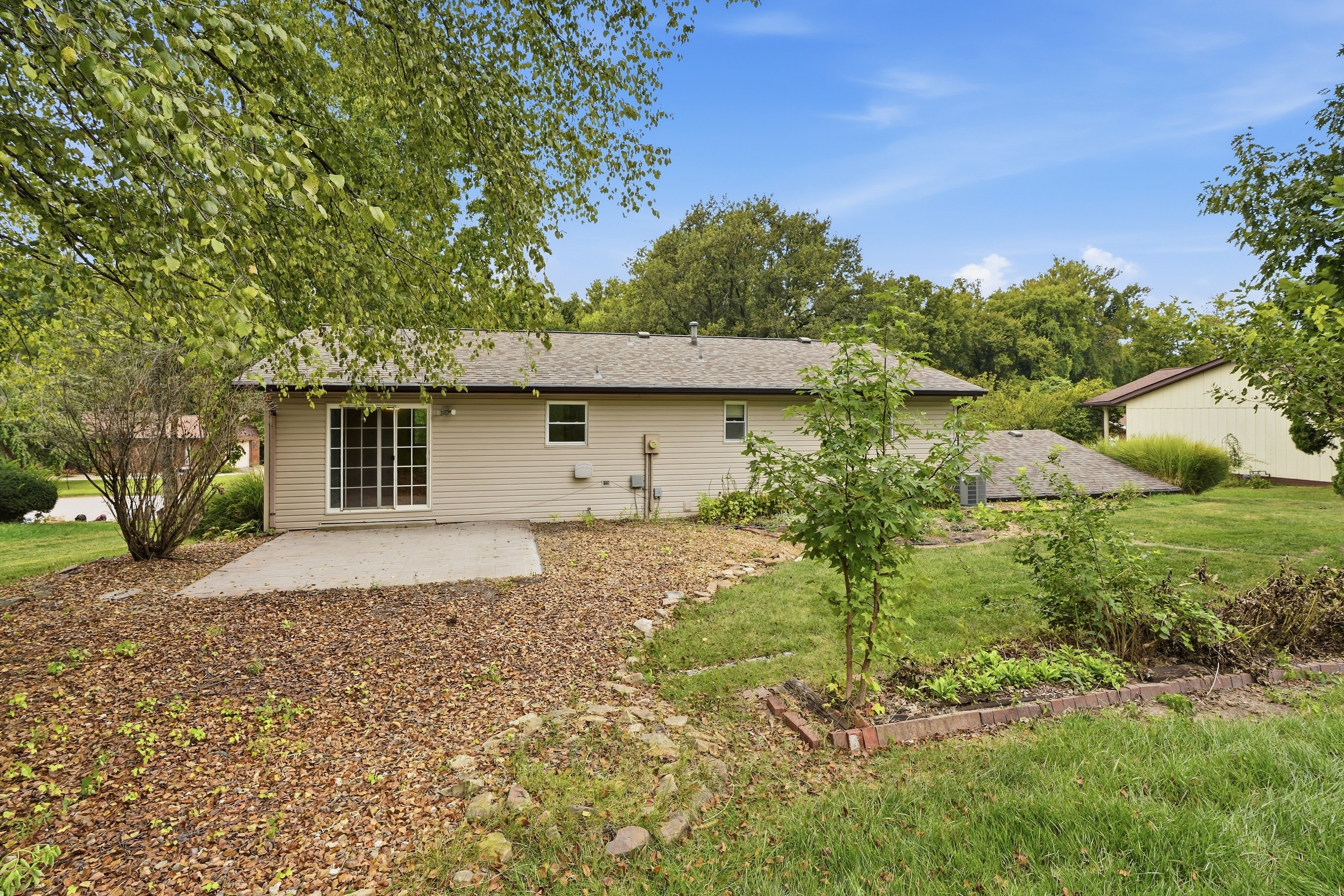 Photo 5 of 26 of 59 Glendale Dr, Glen Carbon, IL