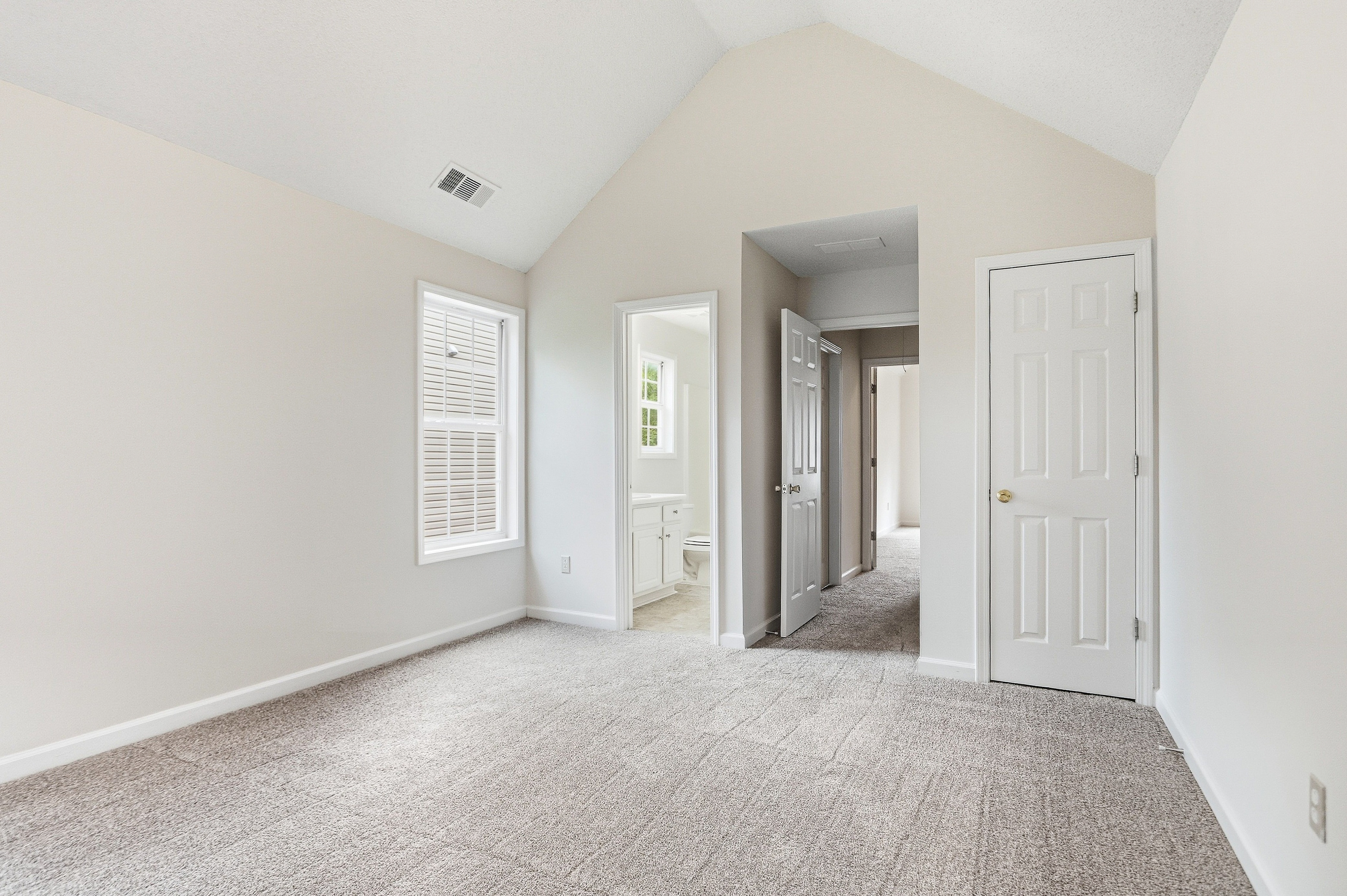 Photo 14 of 23 of 6936 Red Bone Way, Lithonia, GA