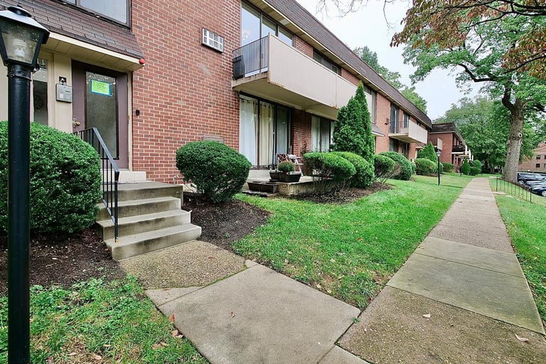 100 E Glenolden Ave, Glenolden, PA 19036 Opendoor