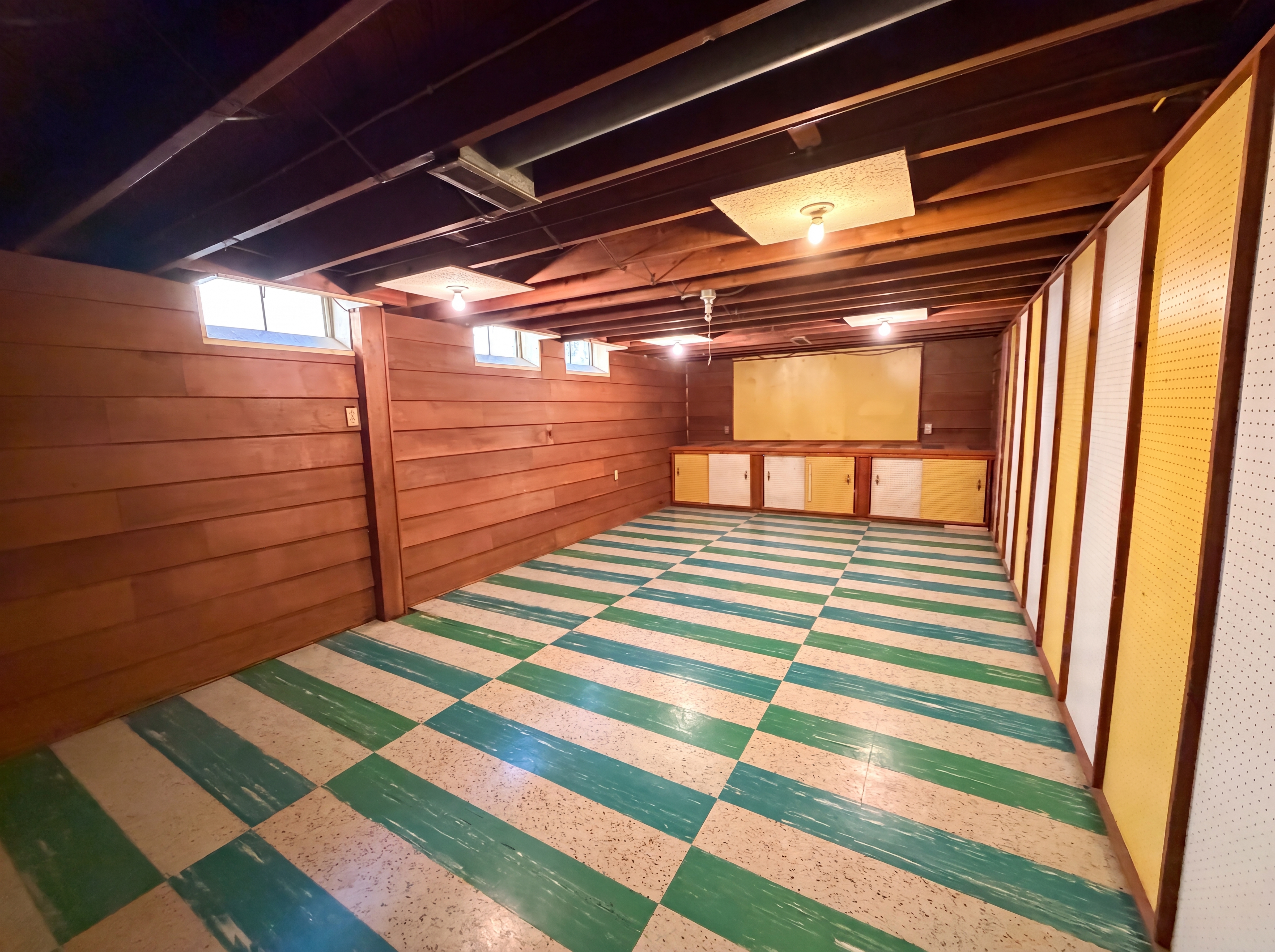 Photo 15 of 19 of 13606 Carpenter Rd, Cleveland, OH