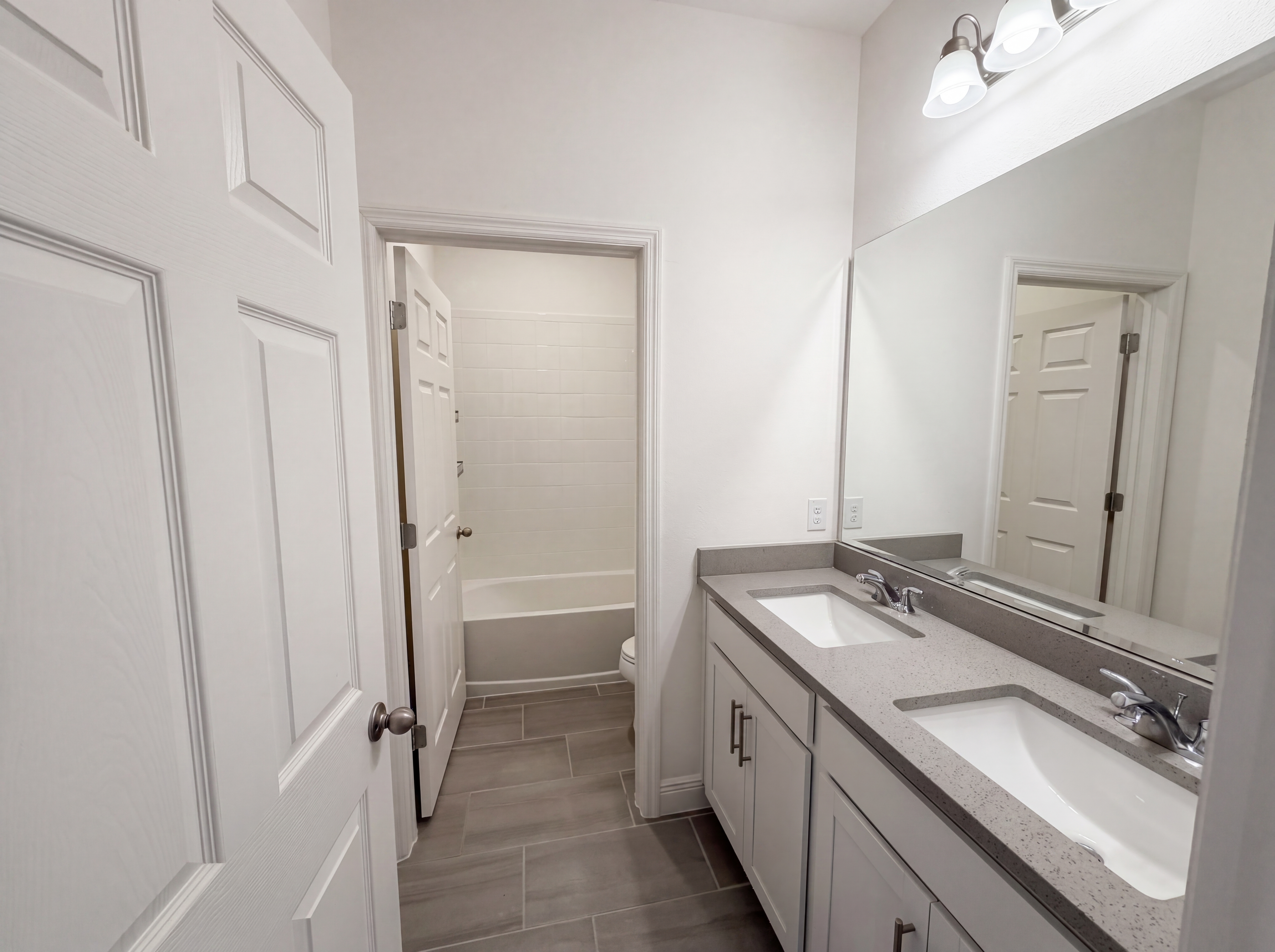 Photo 18 of 22 of 7725 Scicli Way, Clermont, FL