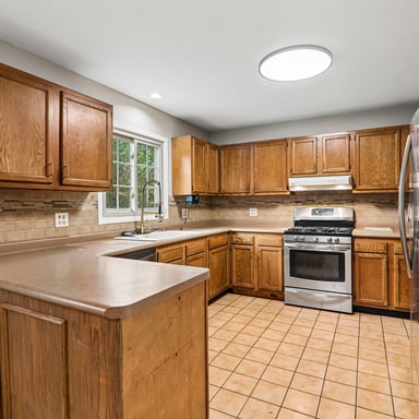 Property photo 2 of 4399 Bluebird Ct