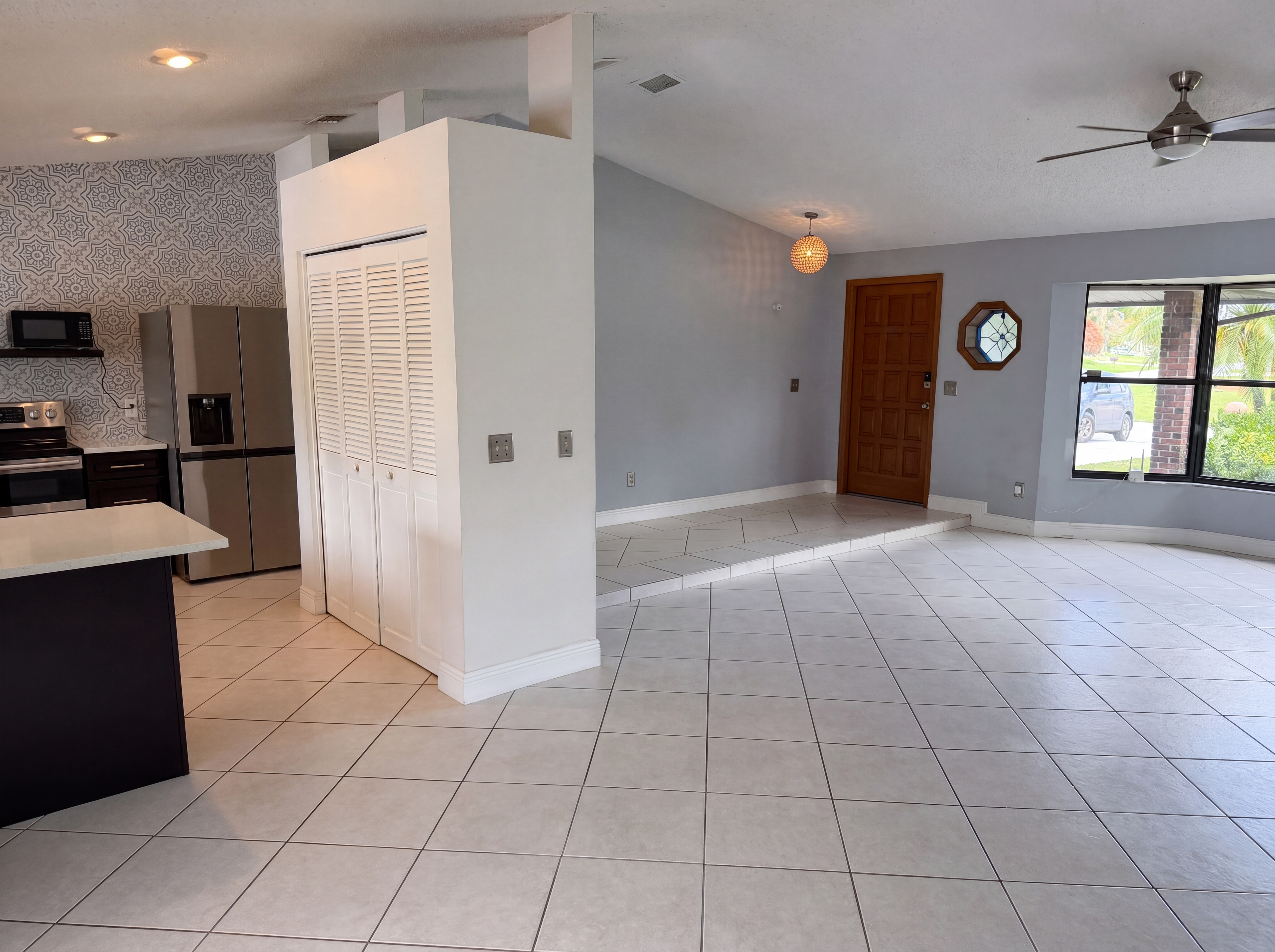 Photo 7 of 27 of 786 SE Ablett Ln, Port Saint Lucie, FL