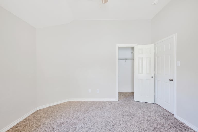 Photo 27 of 30 - 1504 Mountain Laurel Ln, Desoto, TX 75115