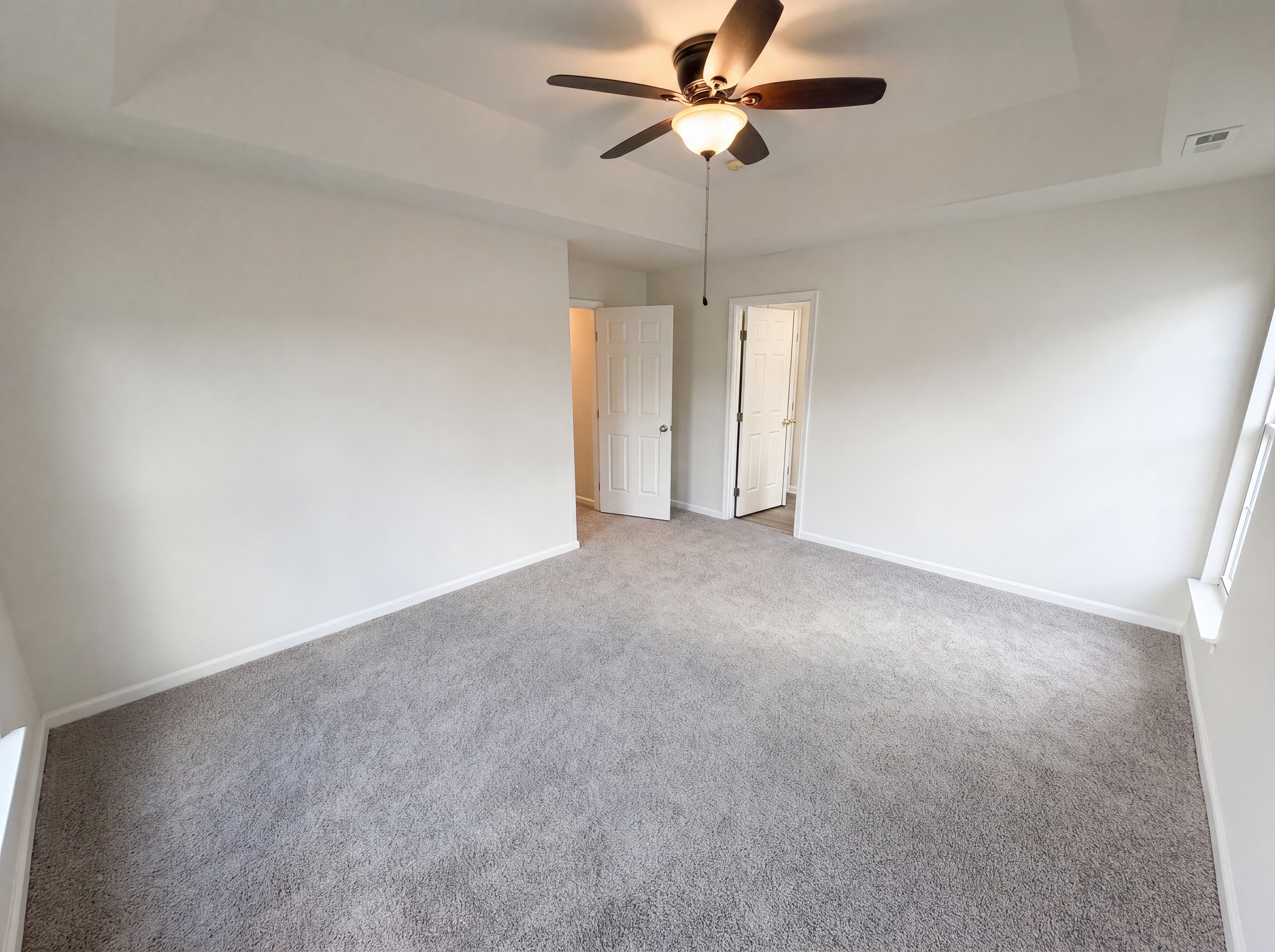 Photo 16 of 25 of 11805 Guildhall Ln, Charlotte, NC