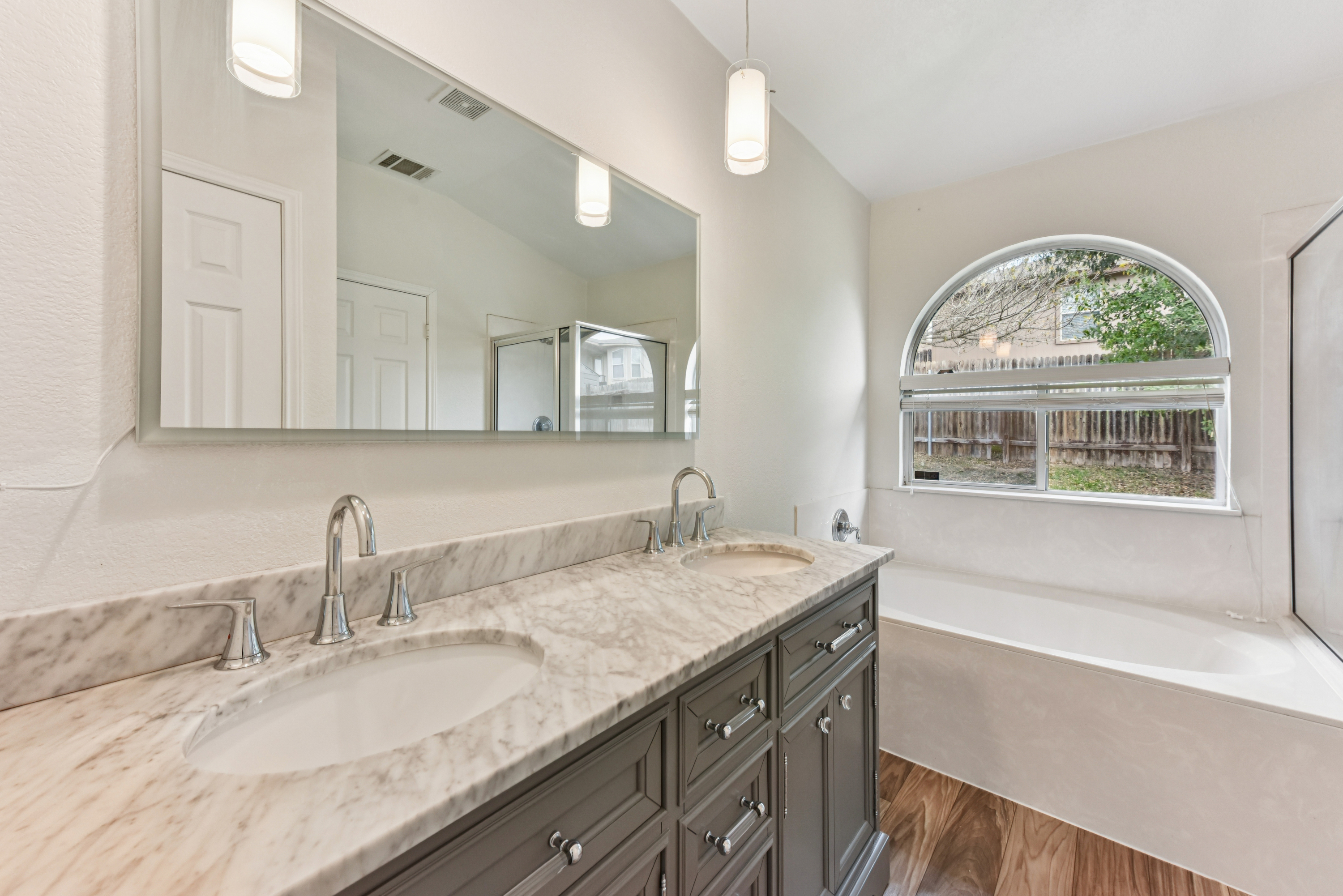 Photo 6 of 37 of 745 Covent Dr, Kyle, TX