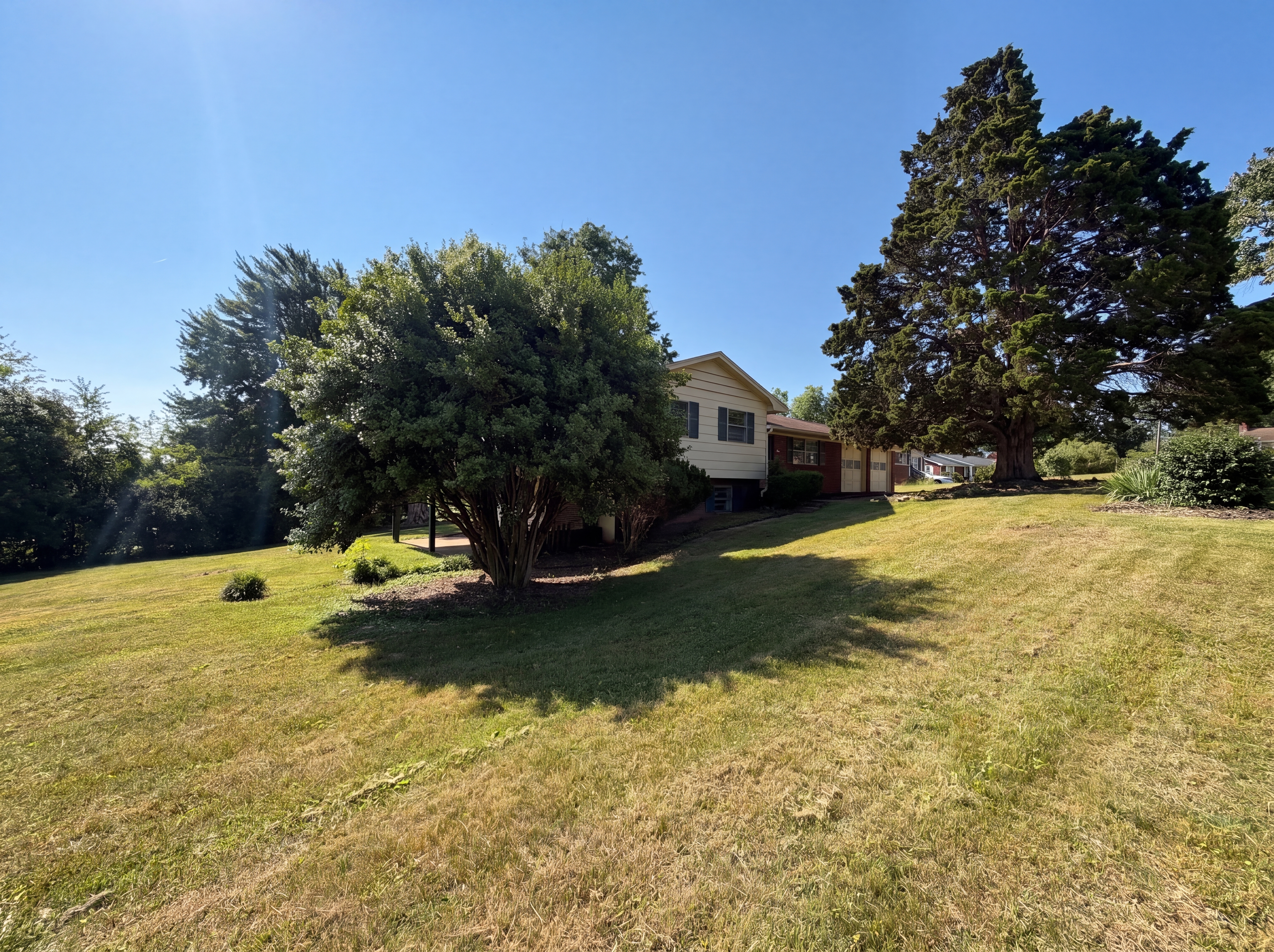 Photo 24 of 29 of 508 Bromley Ln, Knoxville, TN