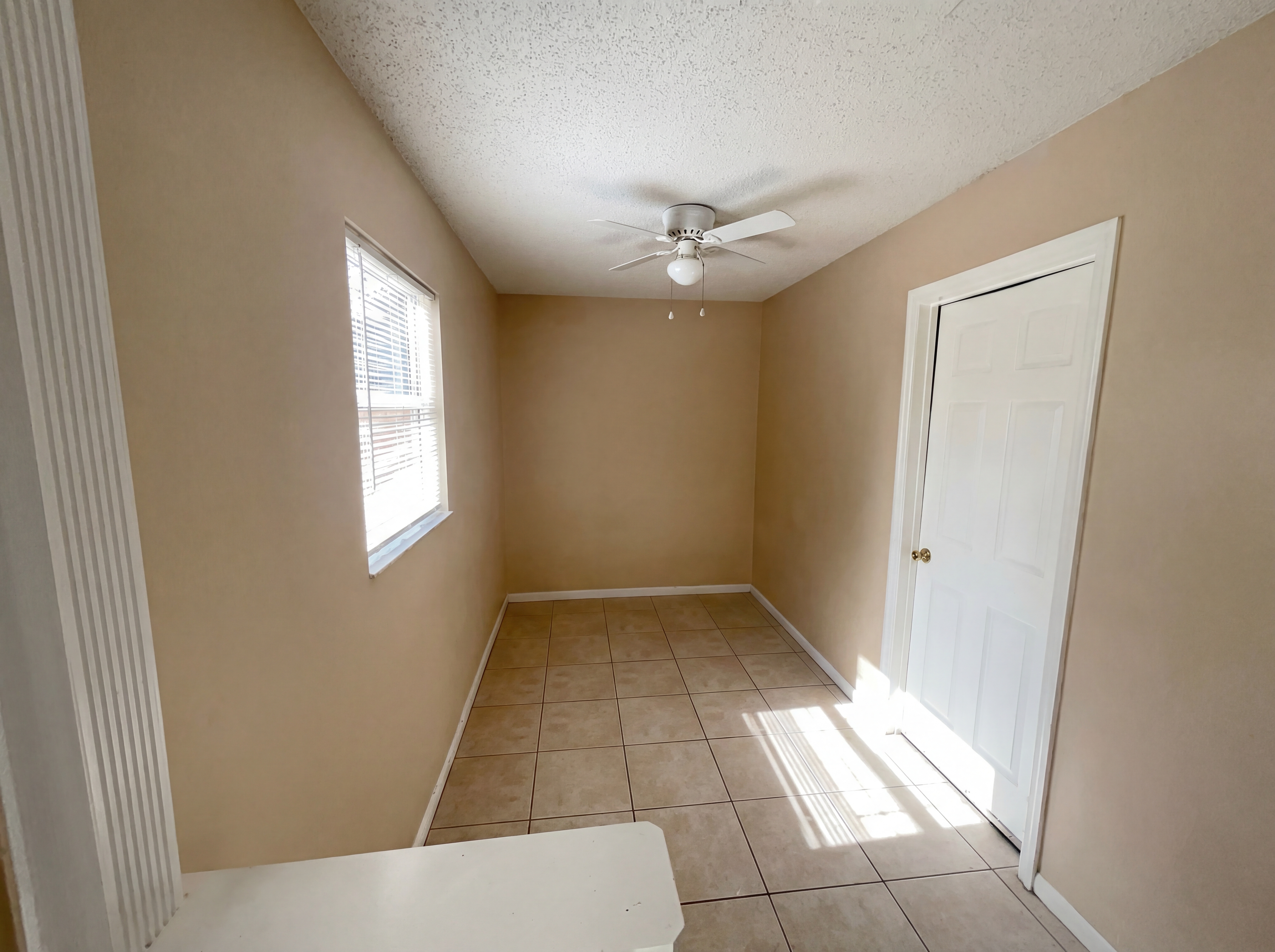 Photo 13 of 22 of 1118 SE Proctor Ln, Port Saint Lucie, FL