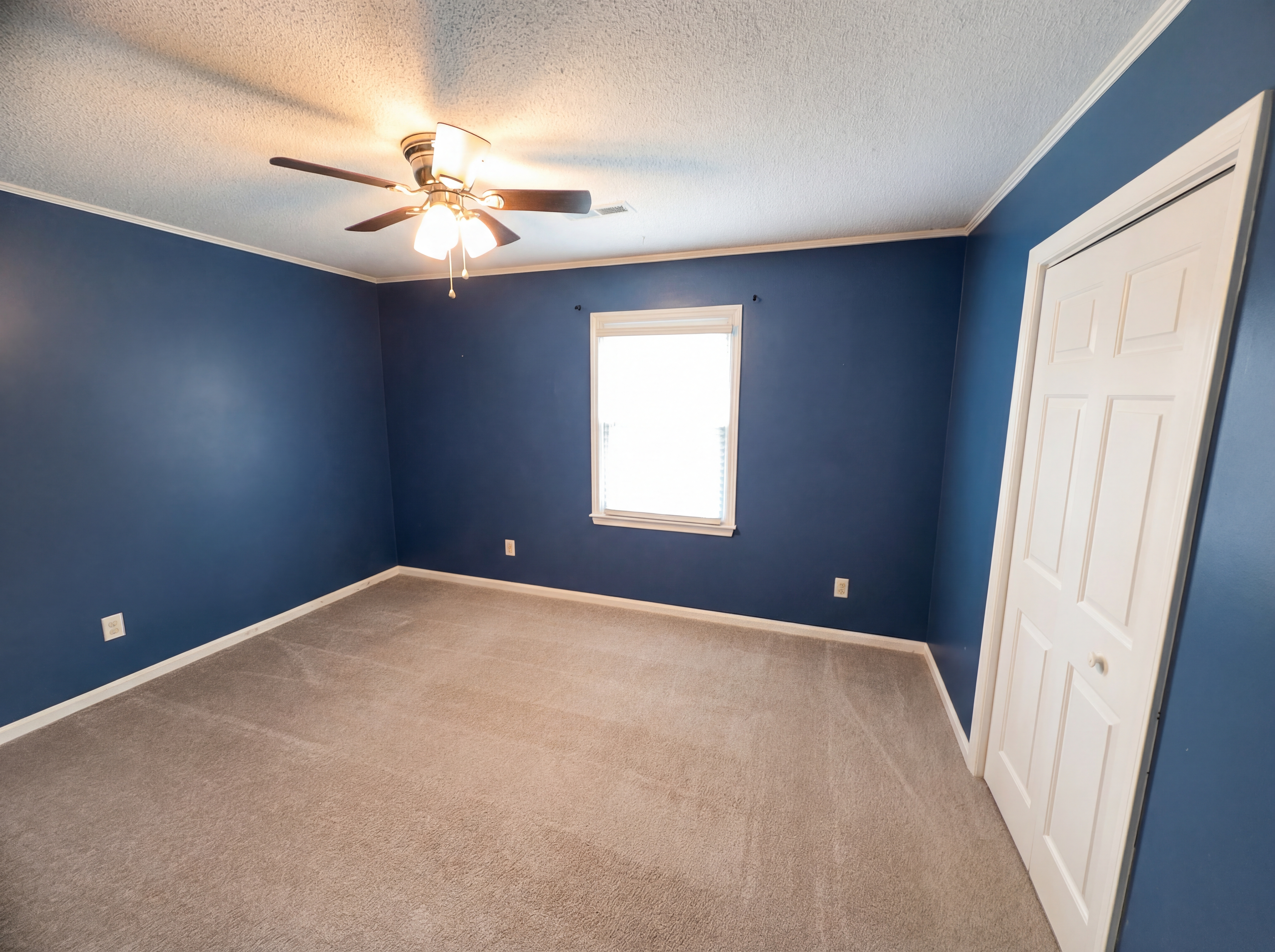 Photo 13 of 22 of 3029 Southampton Cir, Gastonia, NC