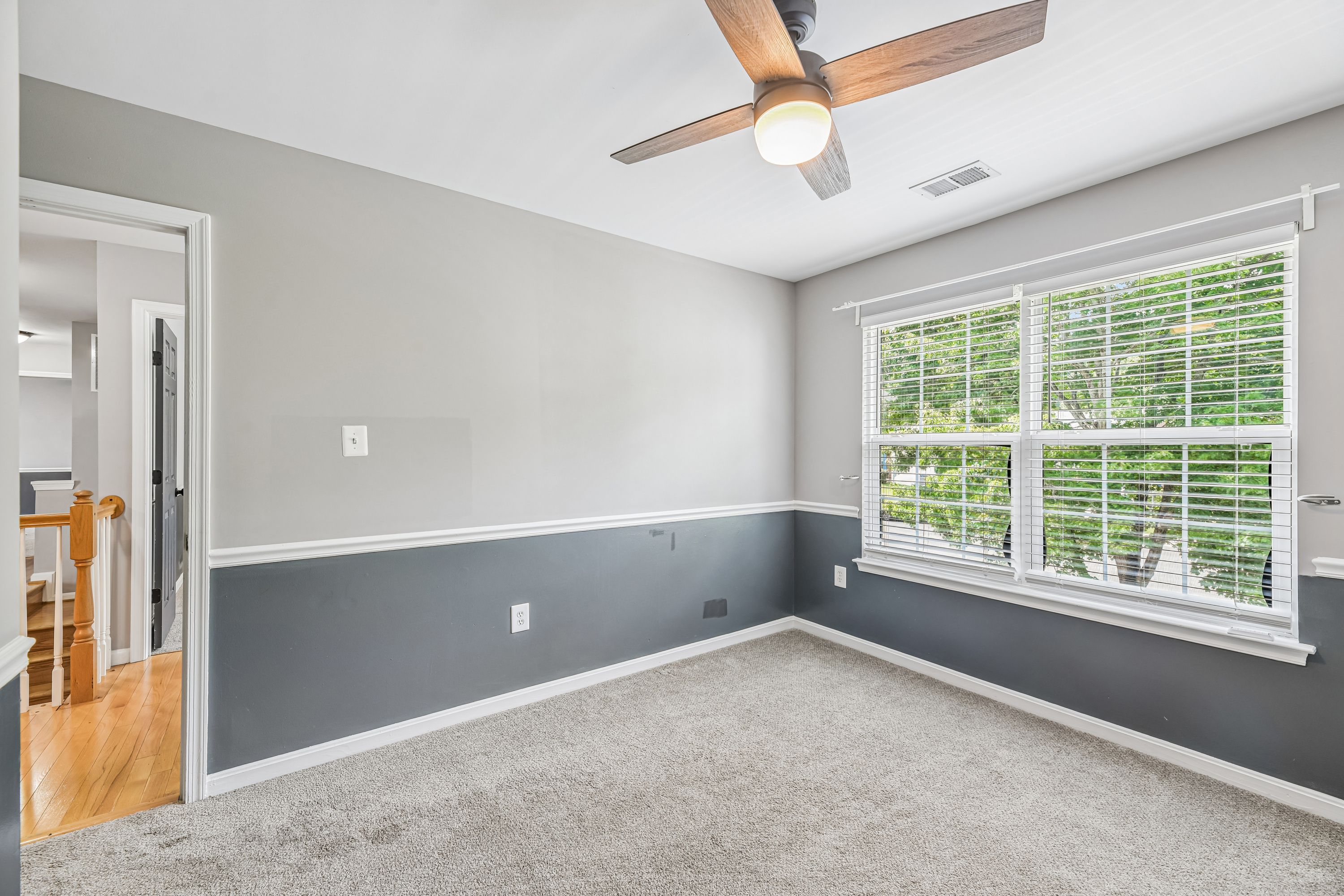 Photo 32 of 84 of 6046 Persinger House Ct, Manassas, VA