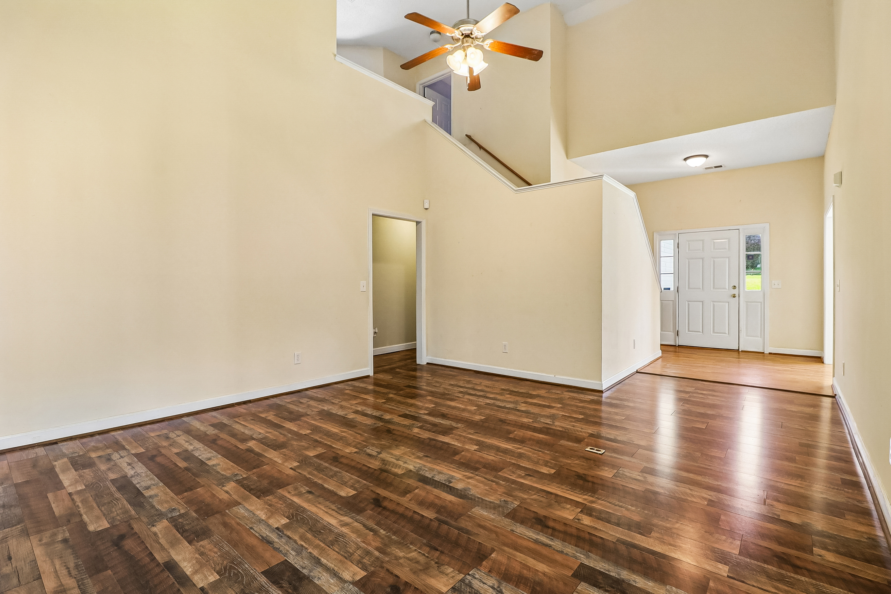 Photo 16 of 44 of 168 Hollow Tree Ct, Lugoff, SC
