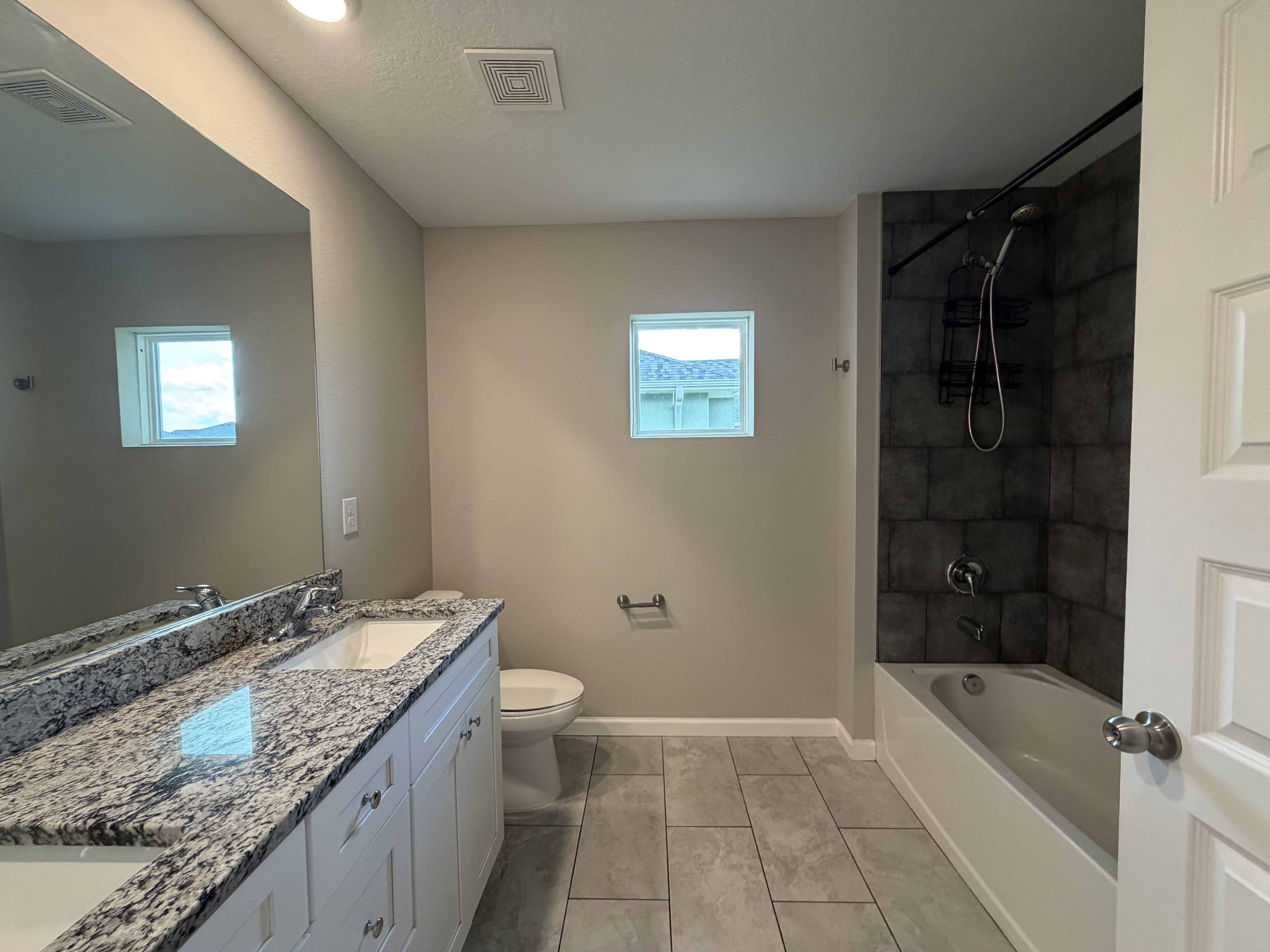 Photo 17 of 27 of 5315 SE 91st St, Ocala, FL