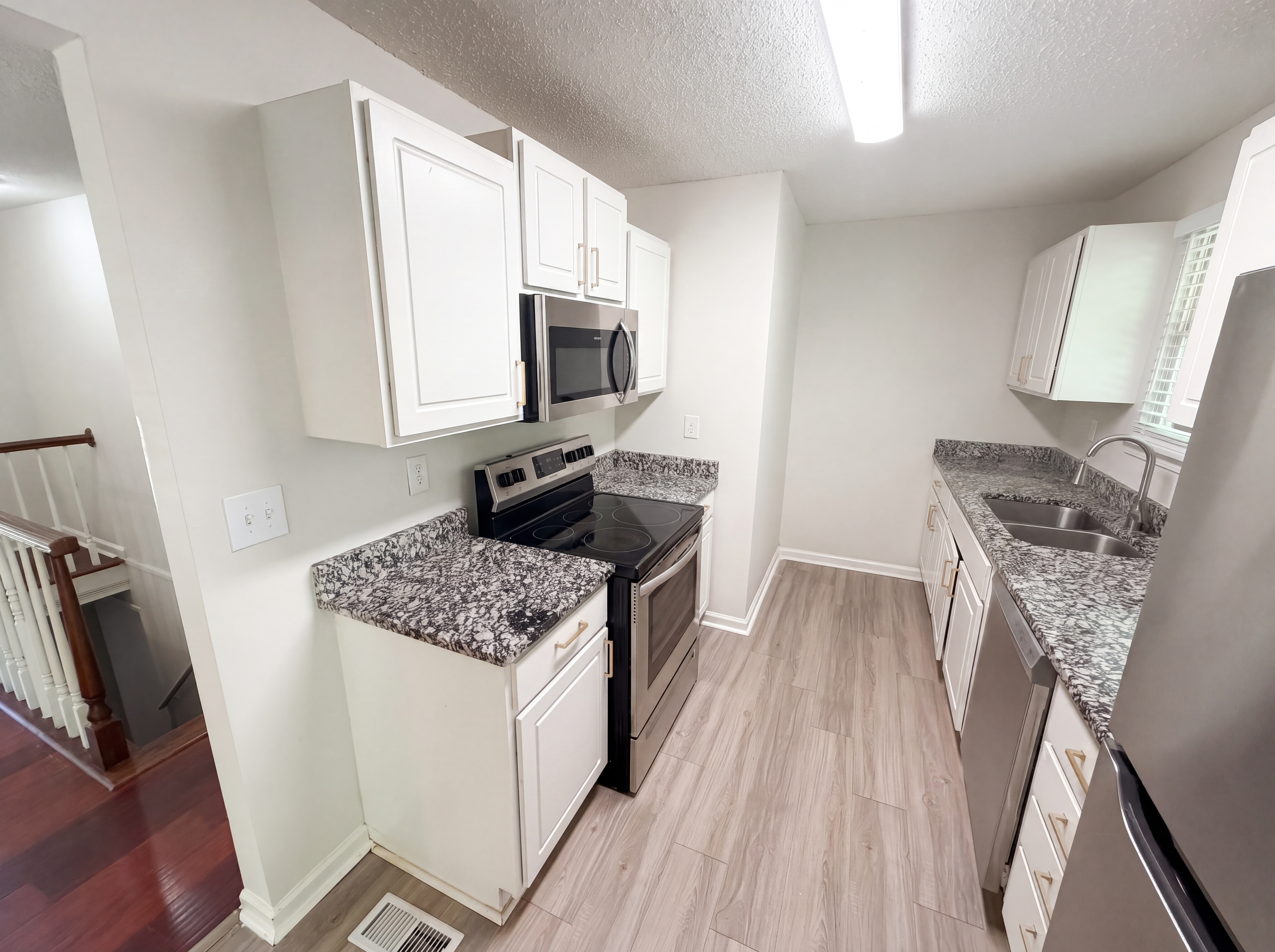 Photo 9 of 22 of 3000 Wilkes Plantation Way, Douglasville, GA