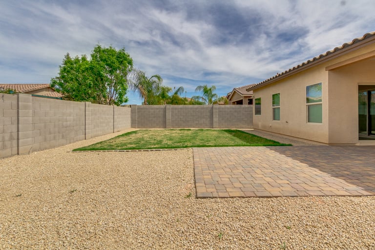 Photo 23 of 25 - 300 W Lyle Ave, San Tan Valley, AZ 85140