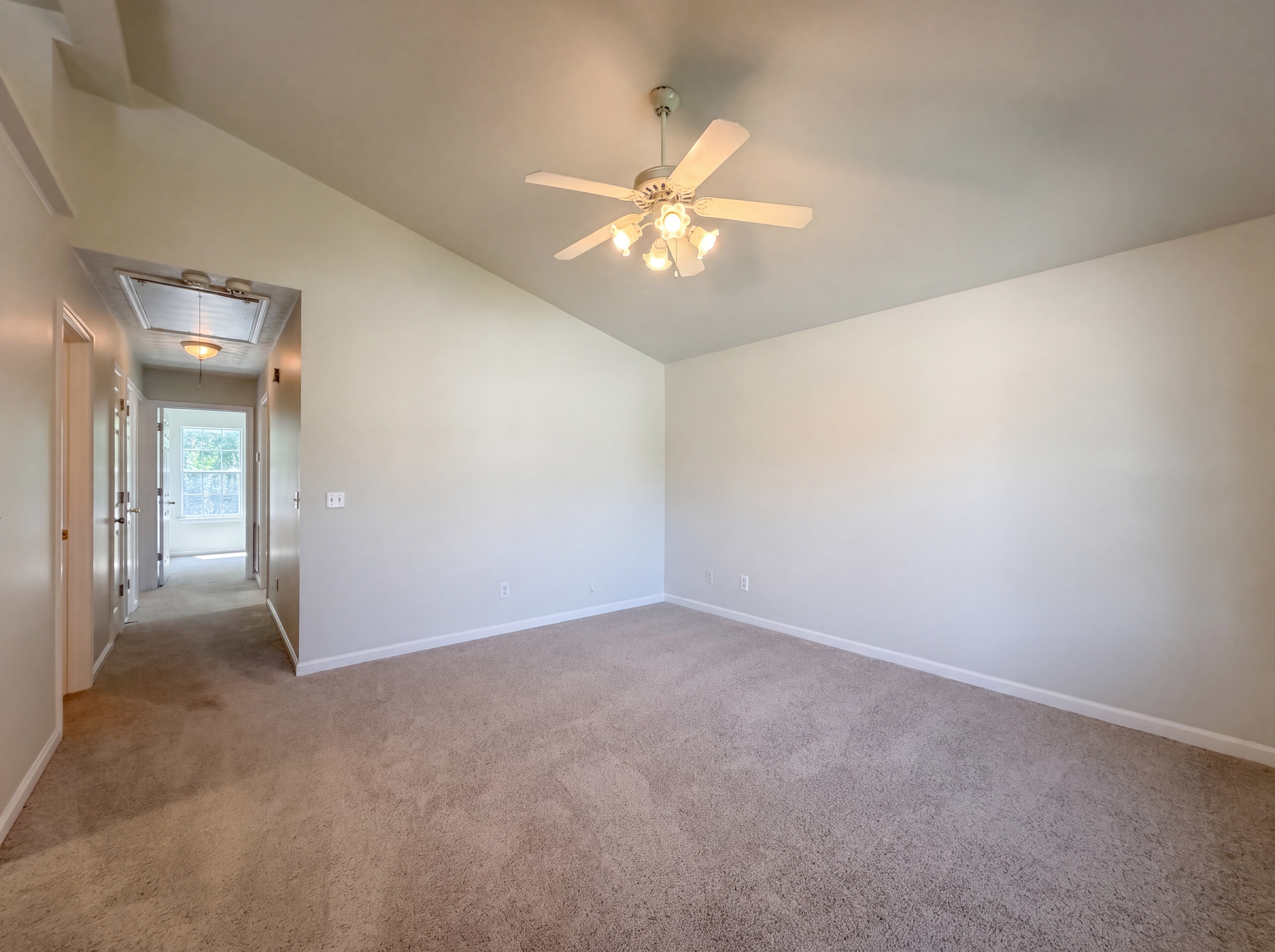 Photo 7 of 16 of 609 Sandy Spring Trl, Madison, TN