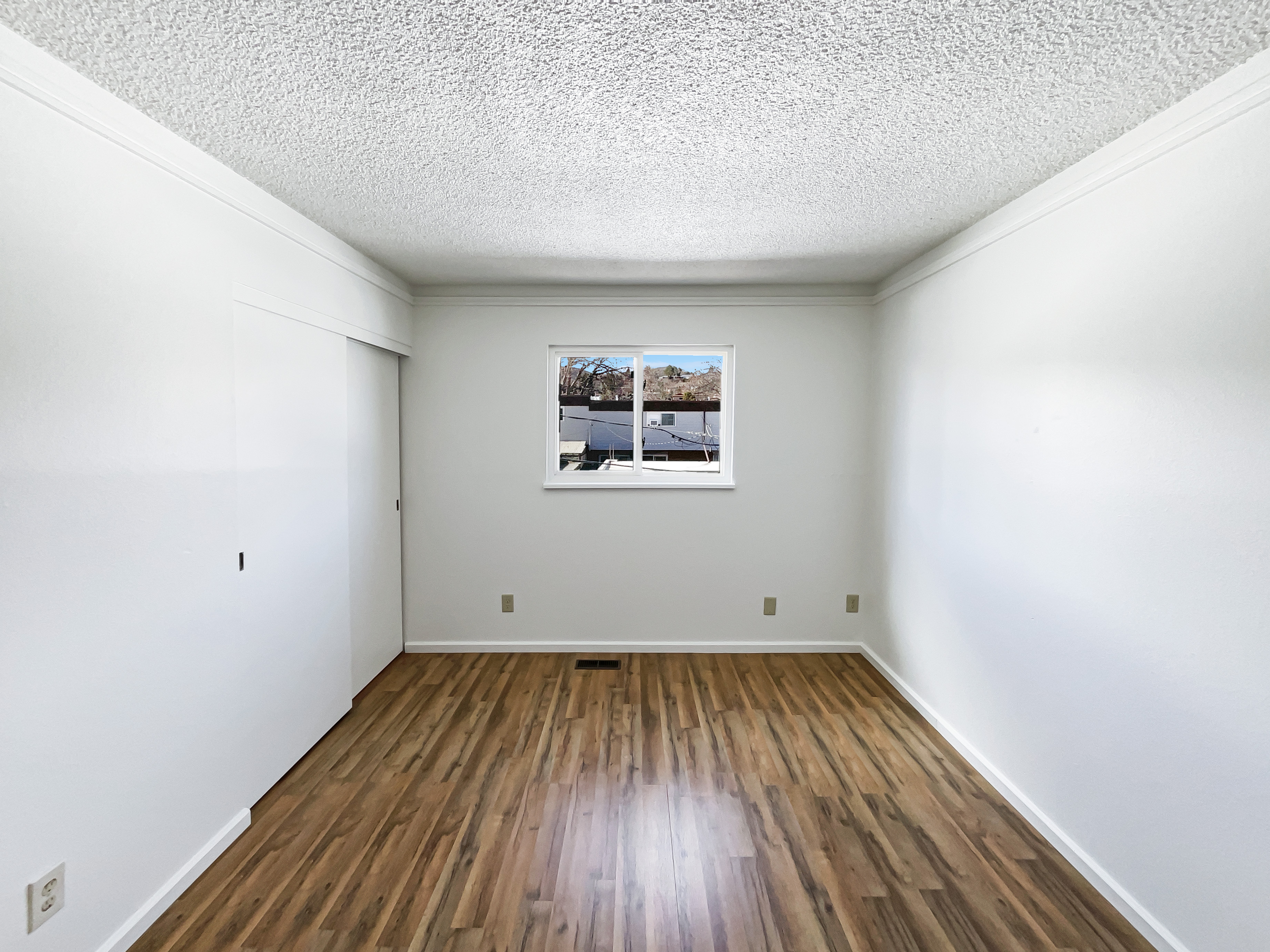 Photo 16 of 20 of 630 S Youngfield Ct, Lakewood, CO