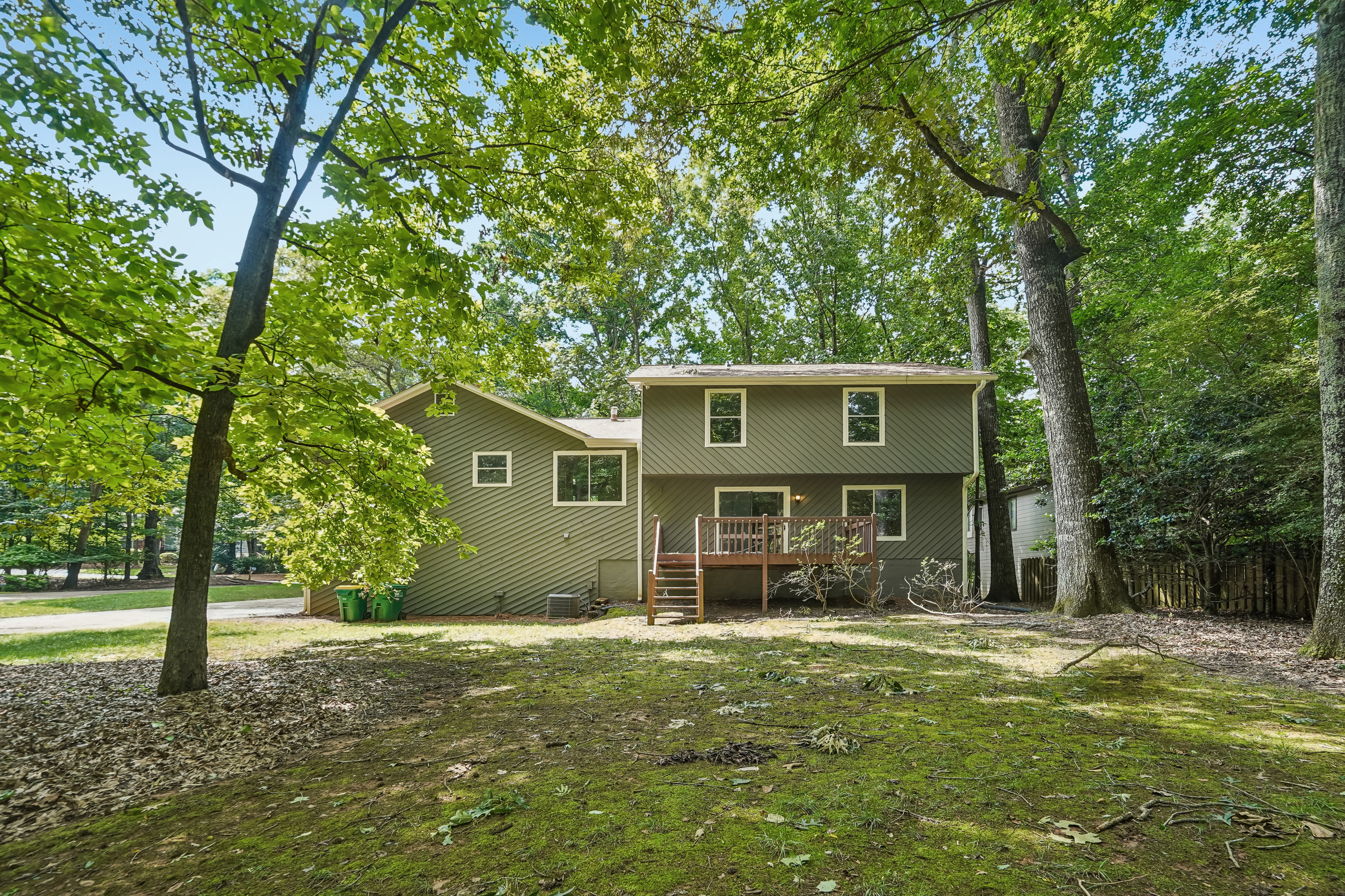 Photo 5 of 38 of 4927 Dillards Mill Way, Peachtree Corners, GA