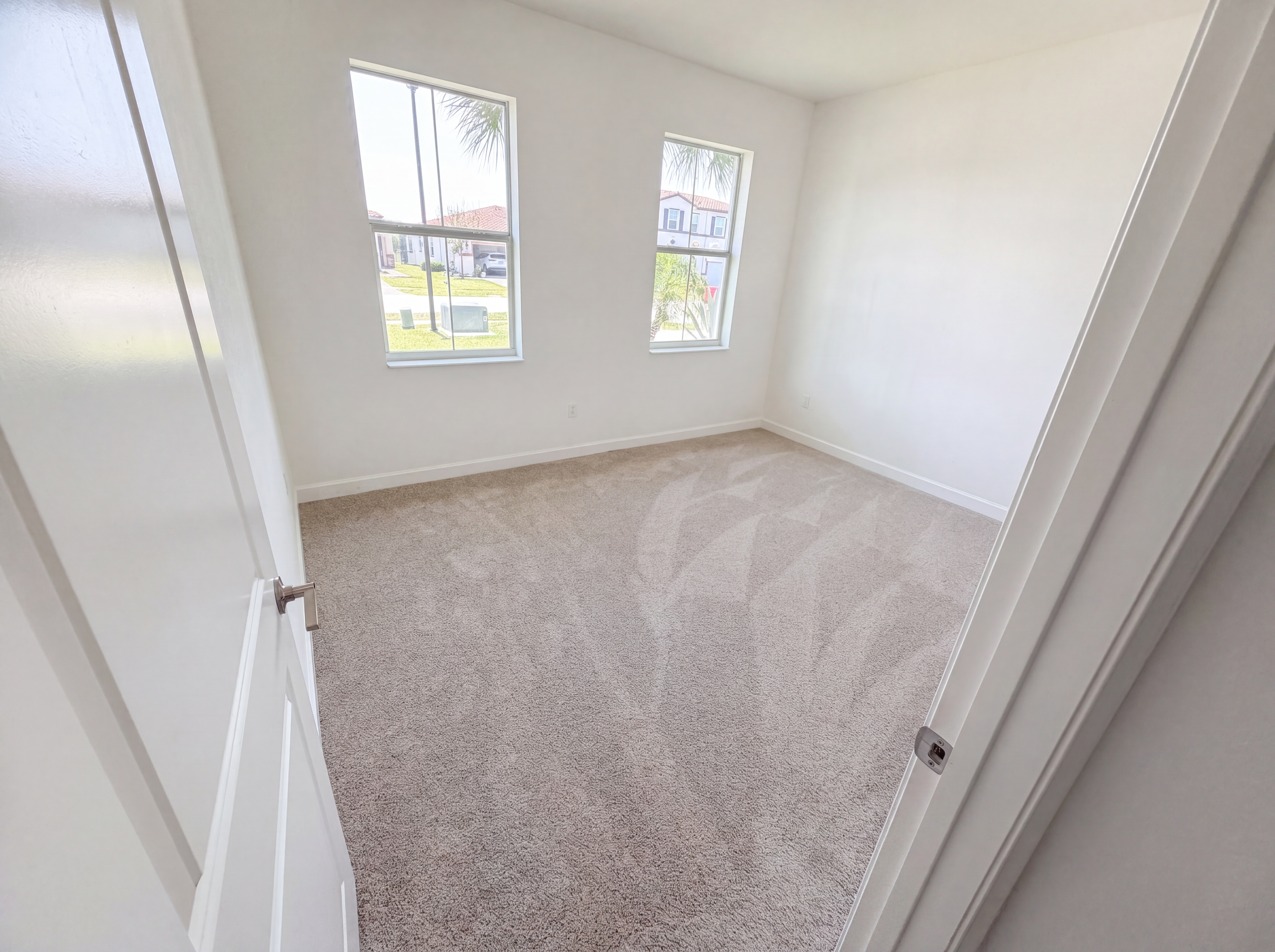 Photo 32 of 42 of 12473 NW Lynch Ln, Port Saint Lucie, FL
