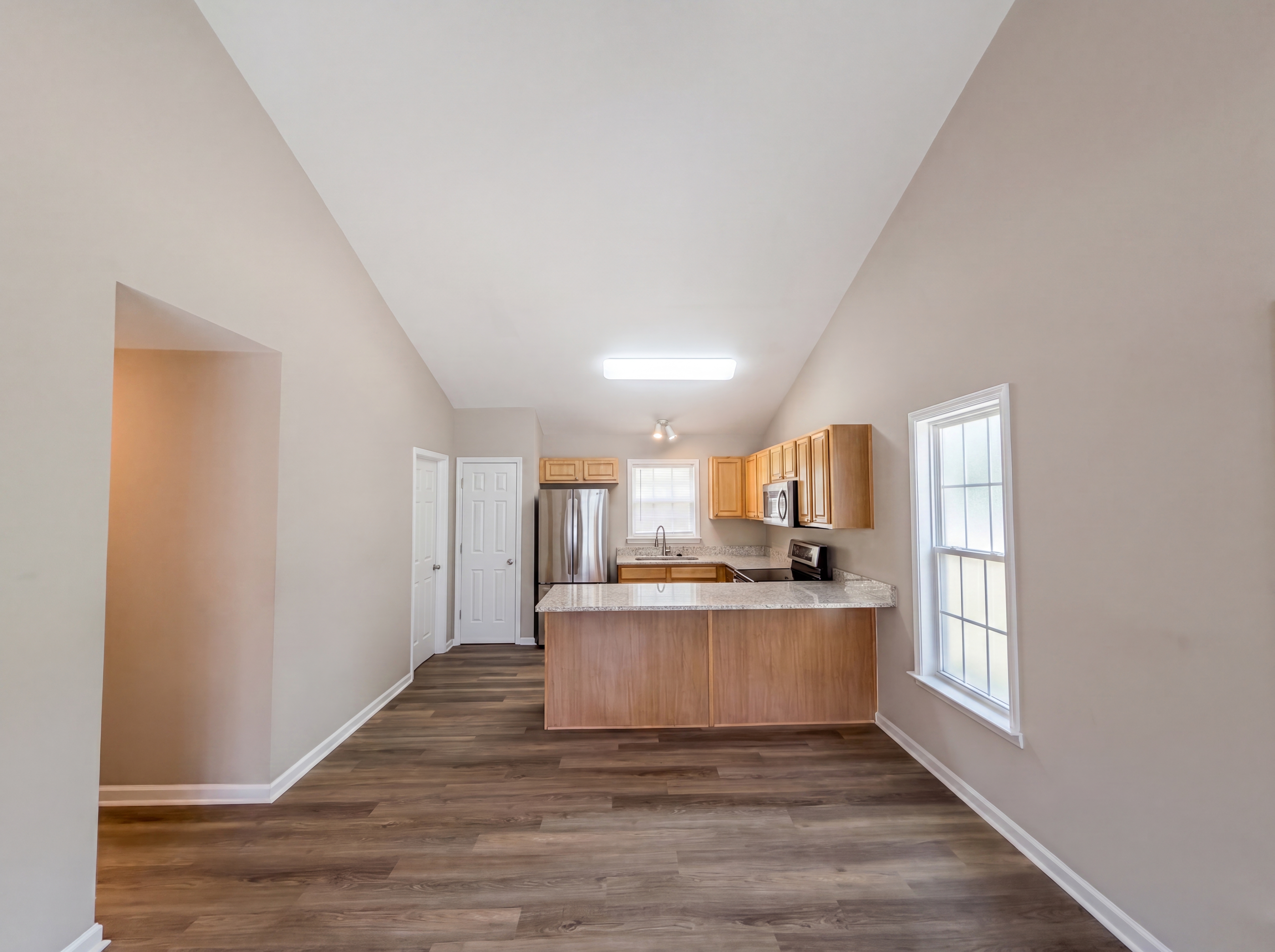 Photo 2 of 14 of 2137 Sterling Creek Ln, Franklinton, NC