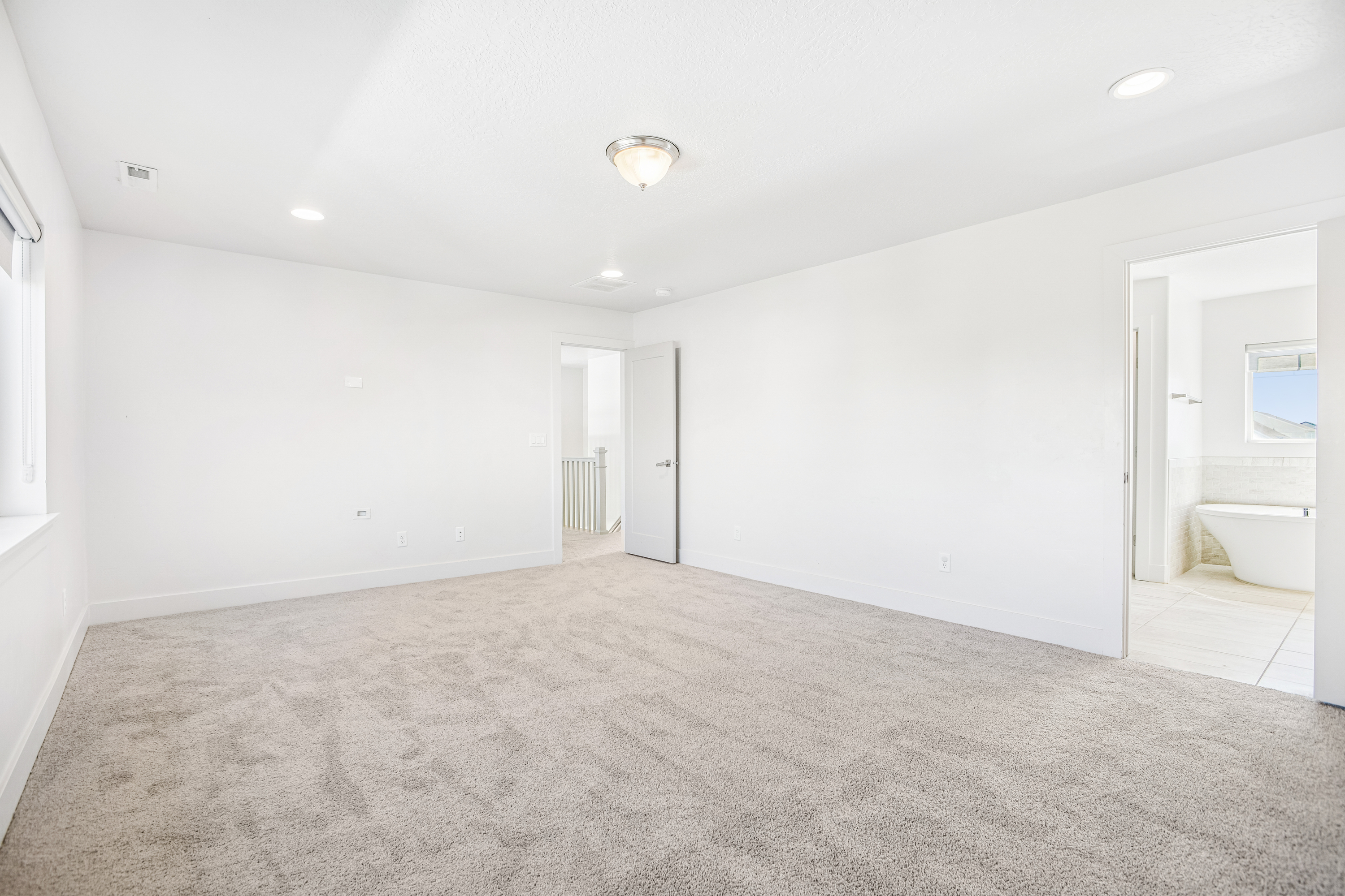 Photo 13 of 43 of 2462 W Bluestem Dr, Lehi, UT