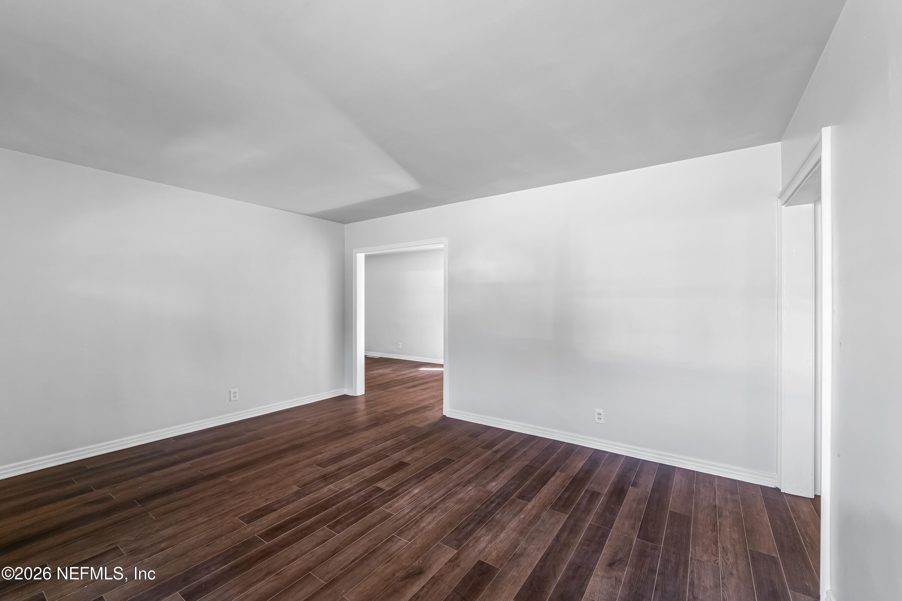 Photo 6 of 30 of 8308 Manavista St, Jacksonville, FL